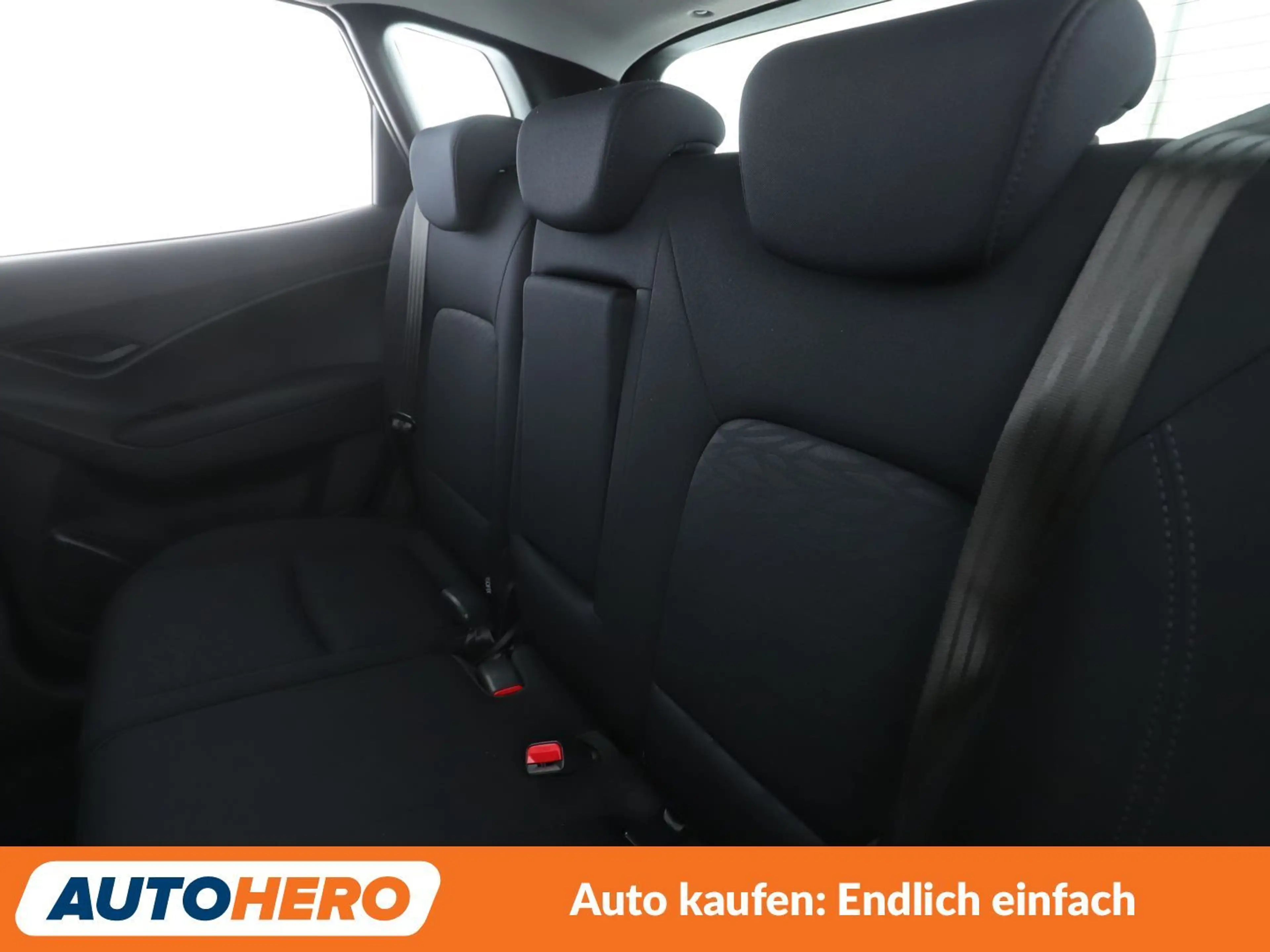 Hyundai iX20 1.6 YES! Blue*PDC*SHZ*ALU*KLIMA* — photo 14