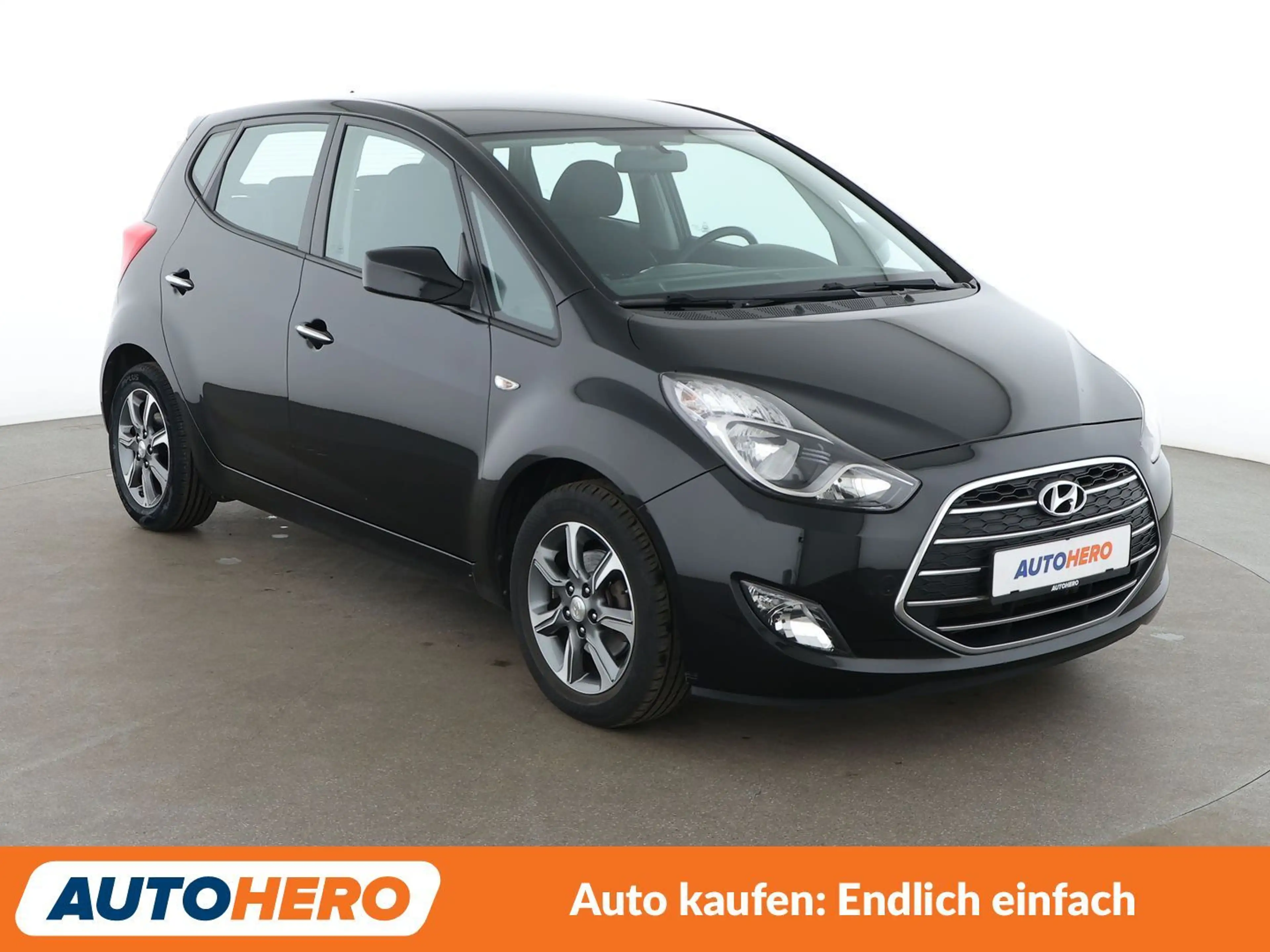 Hyundai iX20 1.6 YES! Blue*PDC*SHZ*ALU*KLIMA* — photo 8