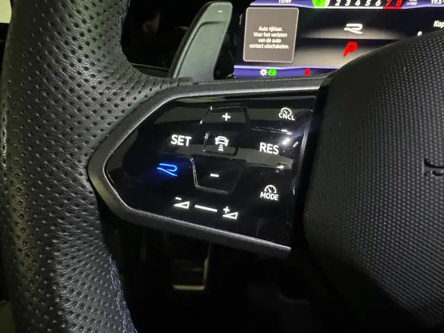 Volkswagen Golf view 13