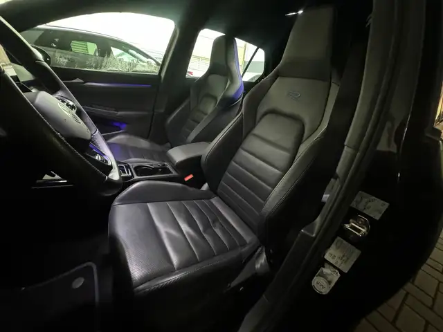 Volkswagen Golf view 5