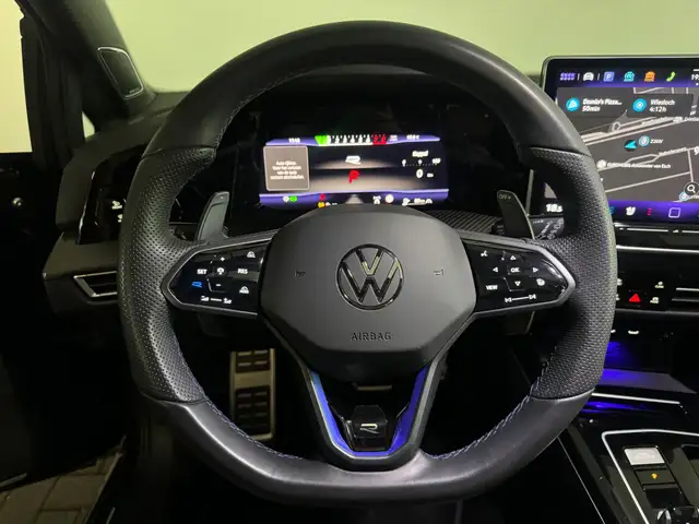 Volkswagen Golf view 6