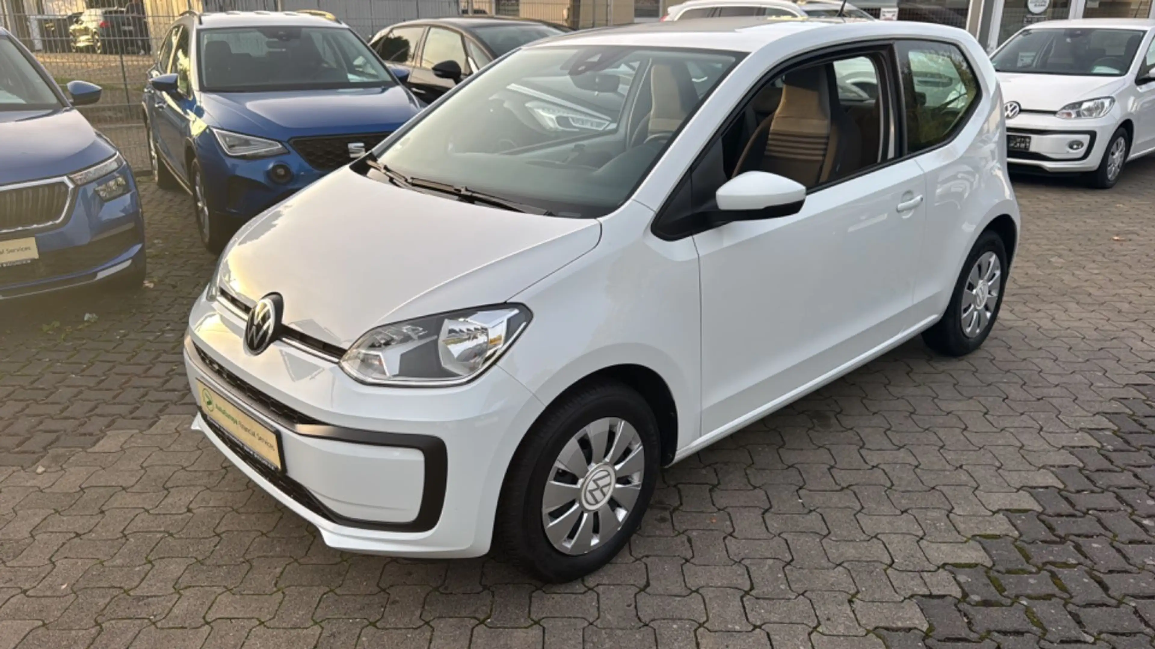 Volkswagen up! move up!