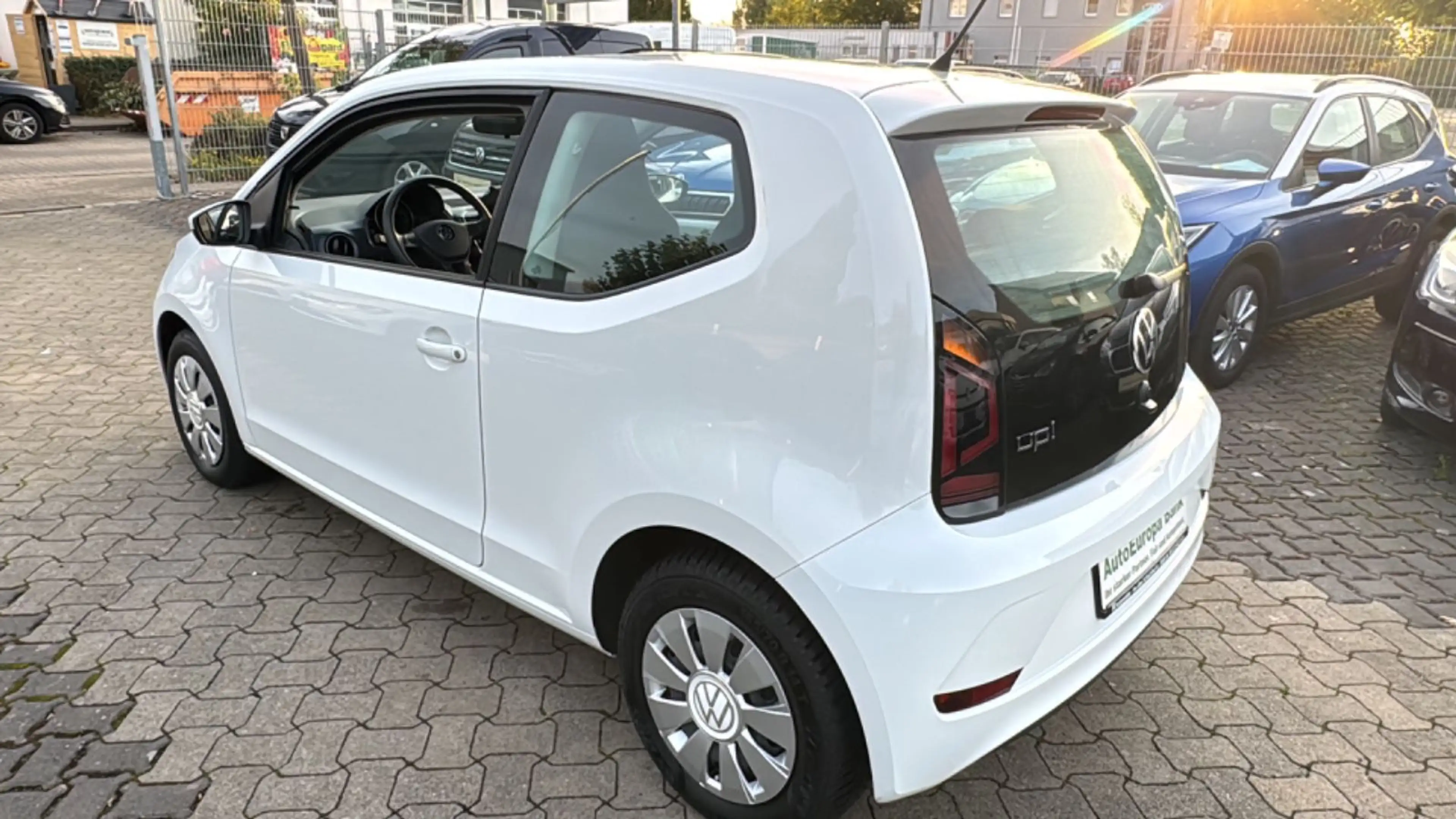 Volkswagen up! move up! — photo 6
