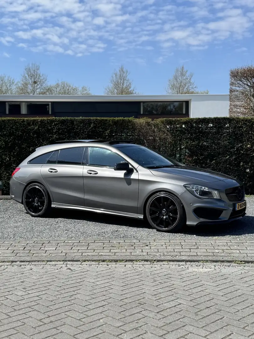 Mercedes-Benz CLA 180 OrangeArt Edition Grijs - 1