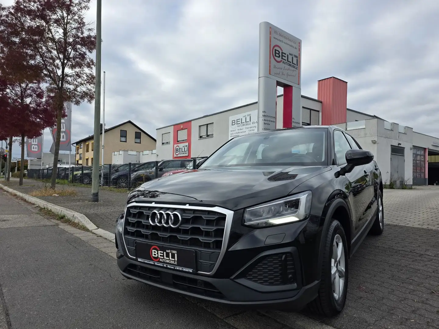 Audi Q2 30 TDI basis Noir - 1
