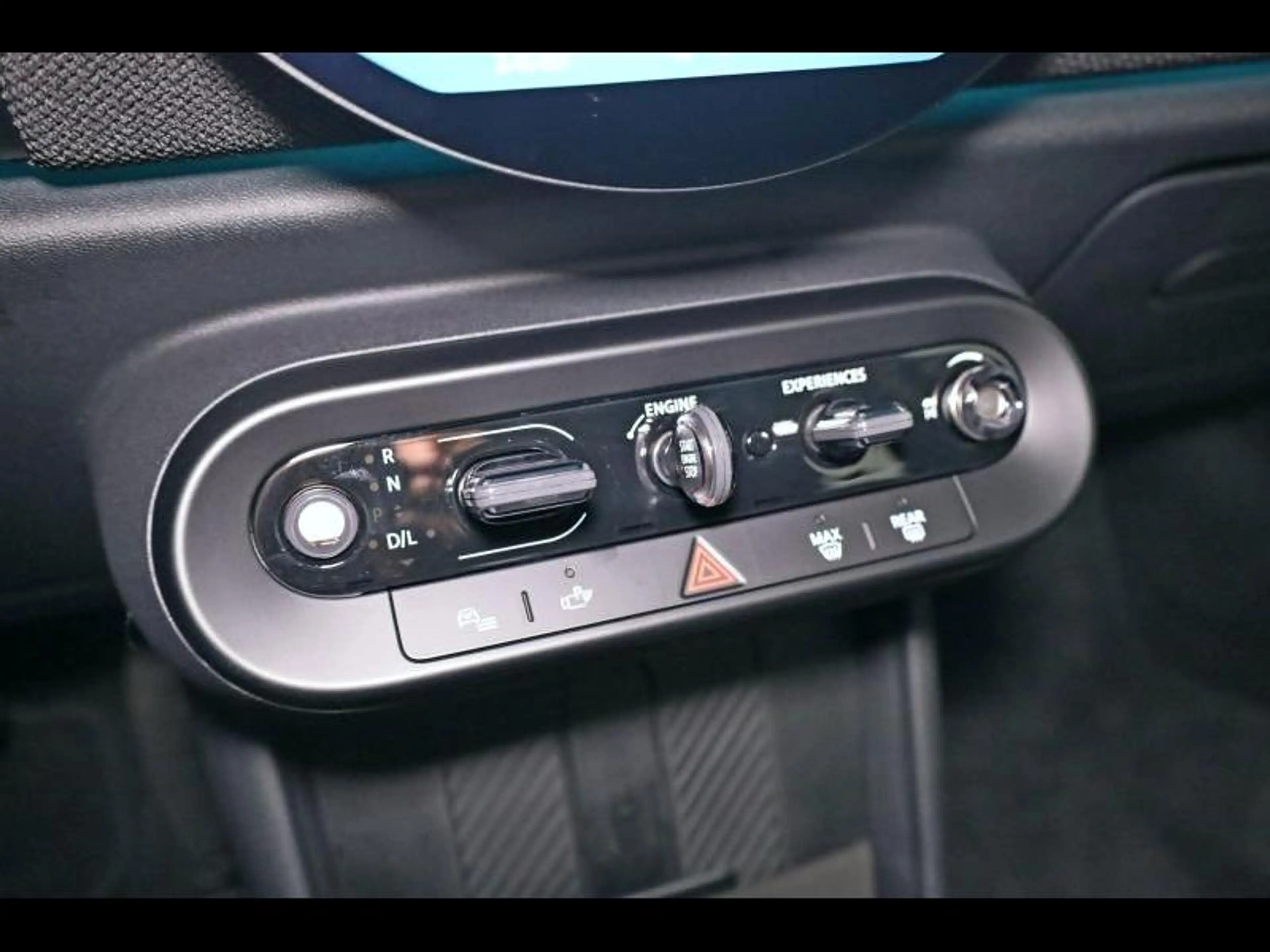 MINI Cooper C 5 PORTES — photo 12