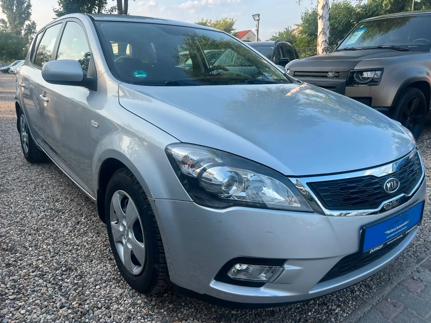 Kia Ceed / cee'd Cee'd *1.HD*Klima*SHZ*55.TKM*TÜV NEU Grau - 2
