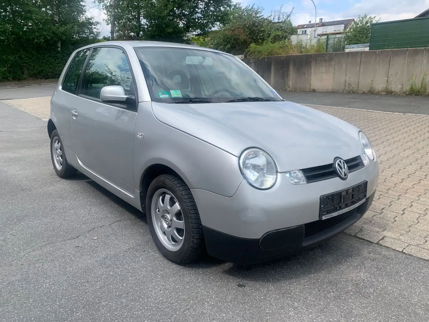 Volkswagen Lupo 1.4 FSI*Klimaautomatik*Automatik* 2Hand Silber - 1