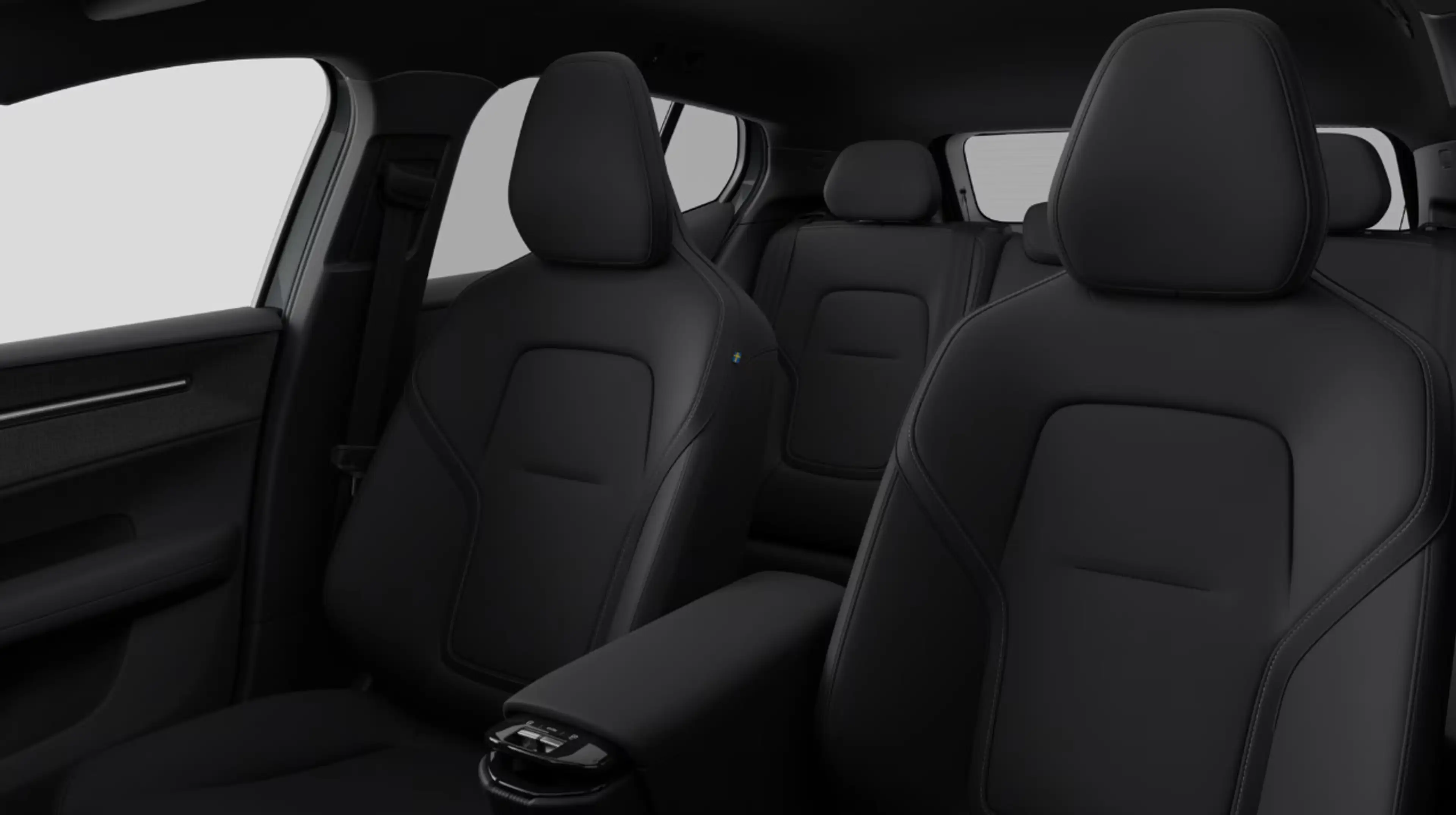 Volvo EX30 P5 Long Range Plus Black Edition Europa 69 kWh | B — photo 8