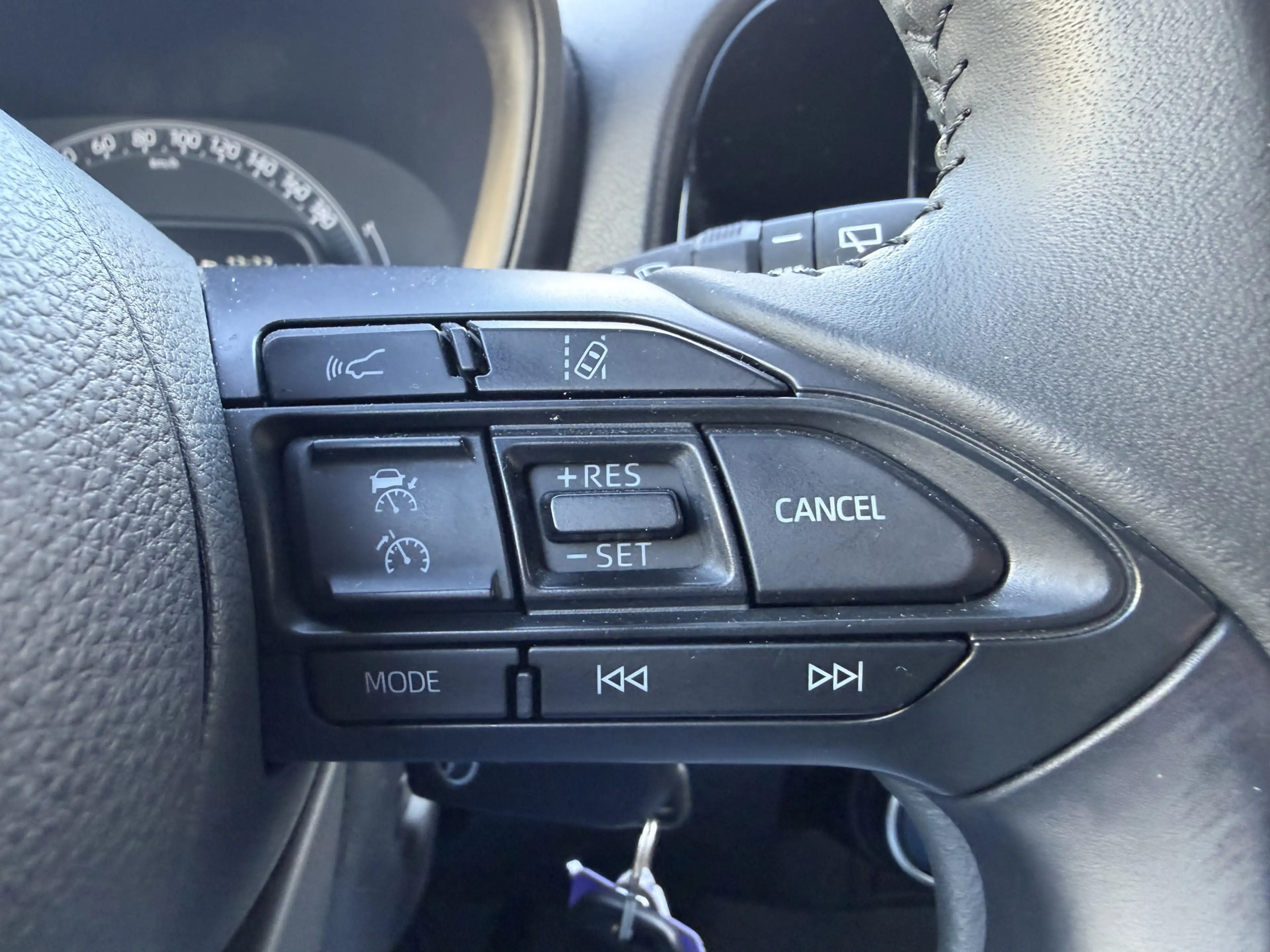 Toyota Aygo X 1.0 VVT-i MT Play Carplay Cruise Camera — photo 10