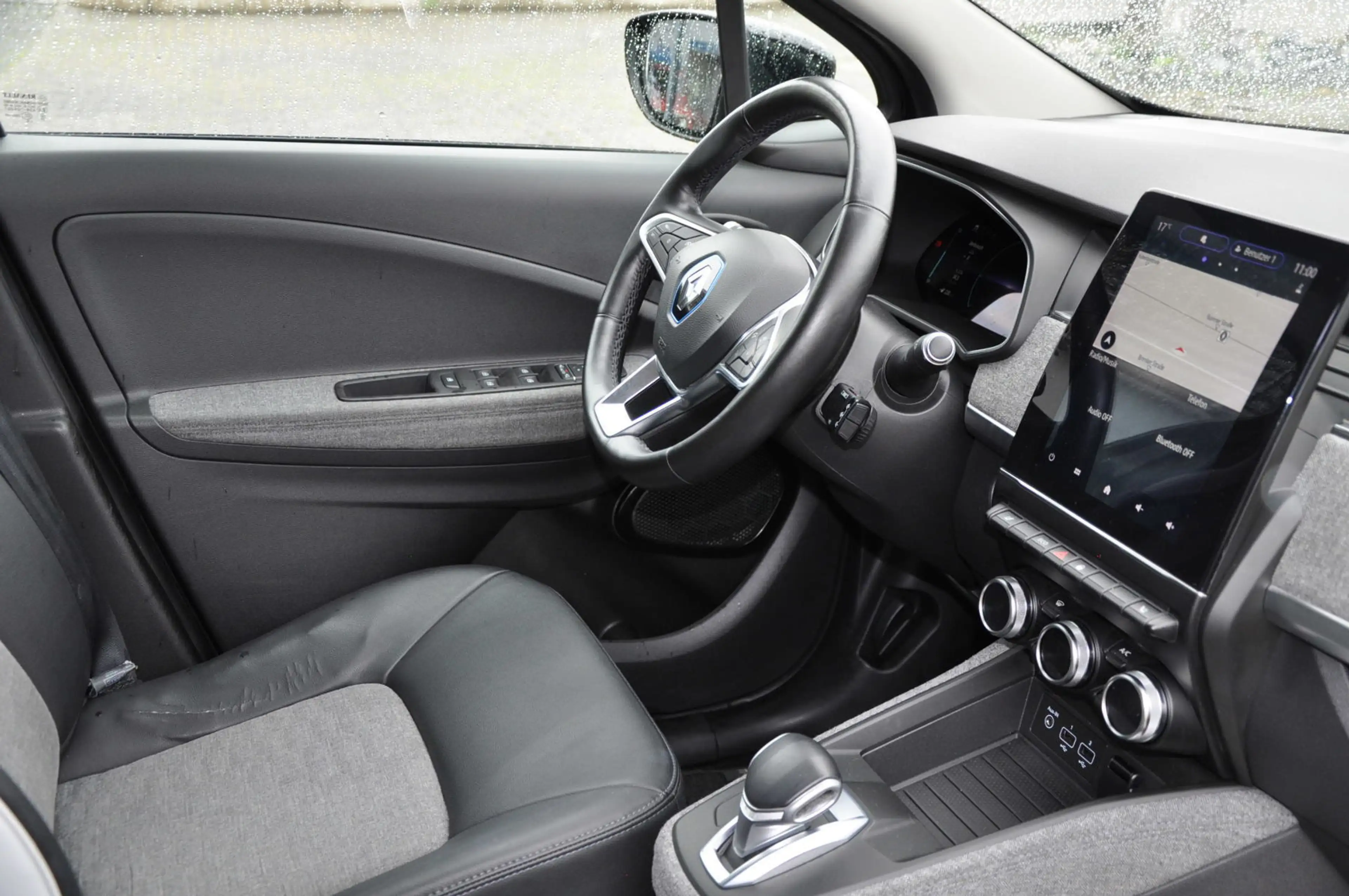 Renault ZOE Intens Z.E. 50 Batteriemiete *PDC*NAVI* — photo 11