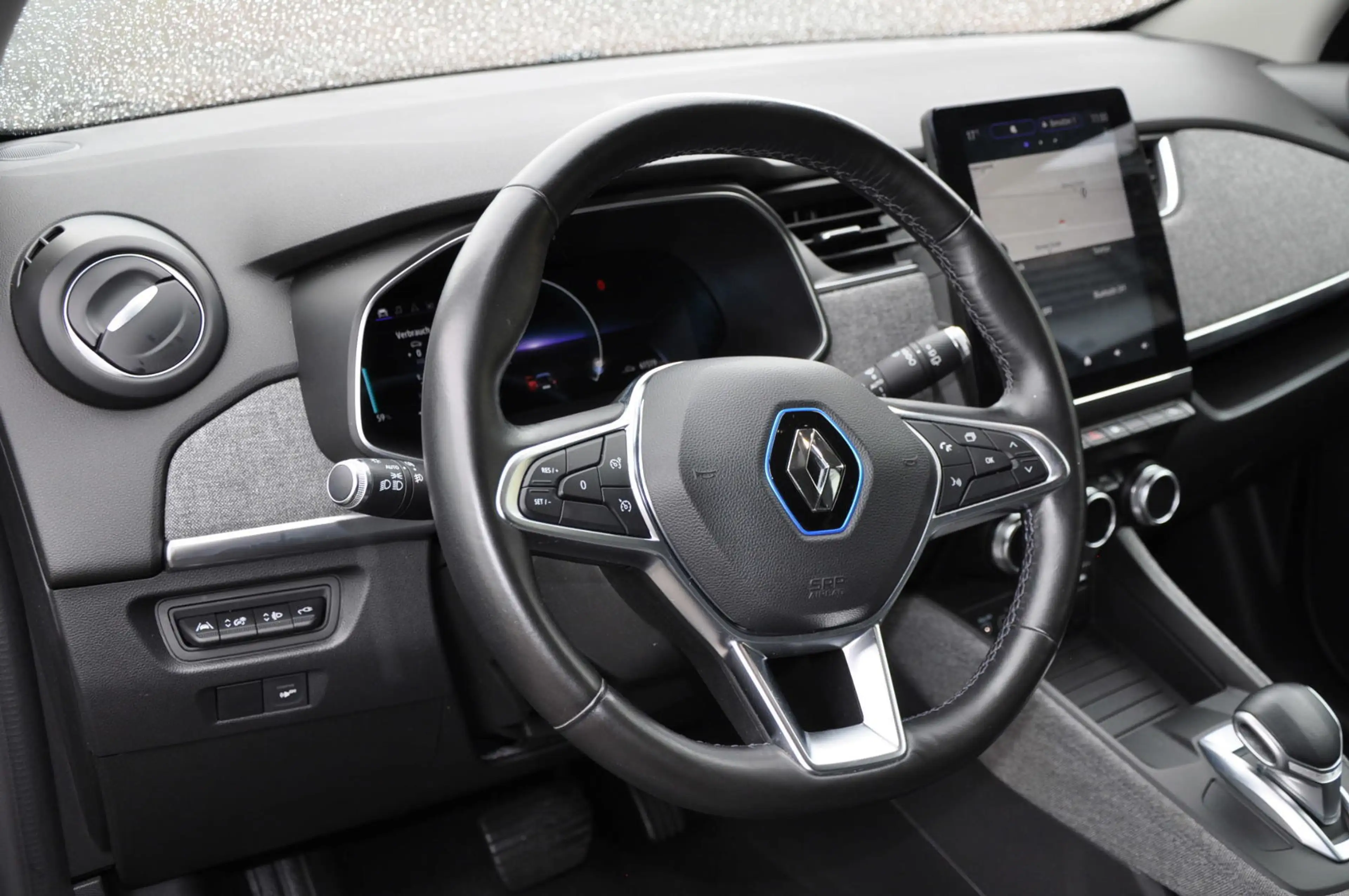 Renault ZOE Intens Z.E. 50 Batteriemiete *PDC*NAVI* — photo 10