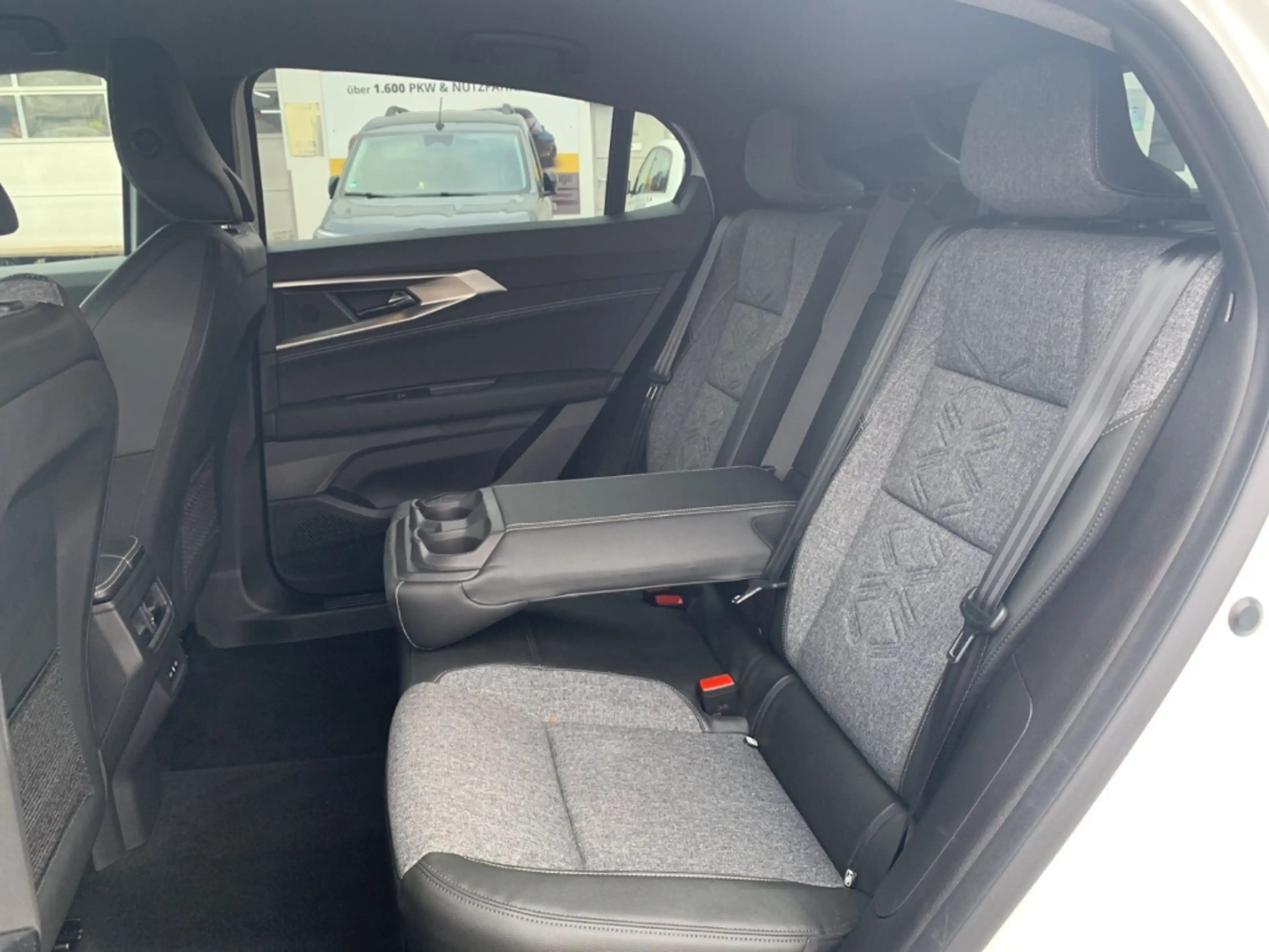 Renault Rafale TECHNO FULL HYBRID E-TECH 200 Techno GJR+GOOGLE — photo 11