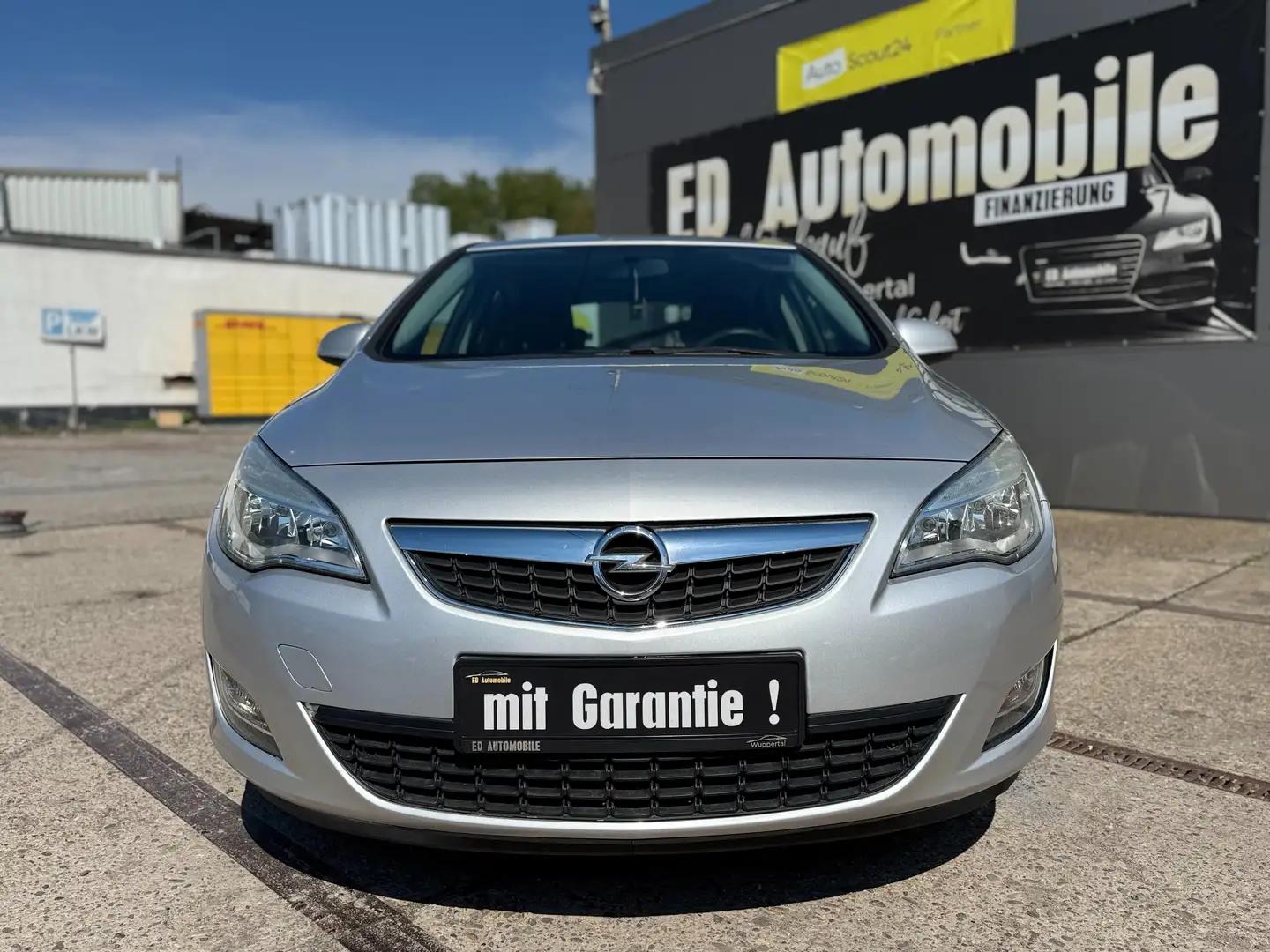 Opel Astra J 1.6 BENZIN MIT GARANTIE! *SCHECKHEFTGEPFLEGT!* Silber - 2