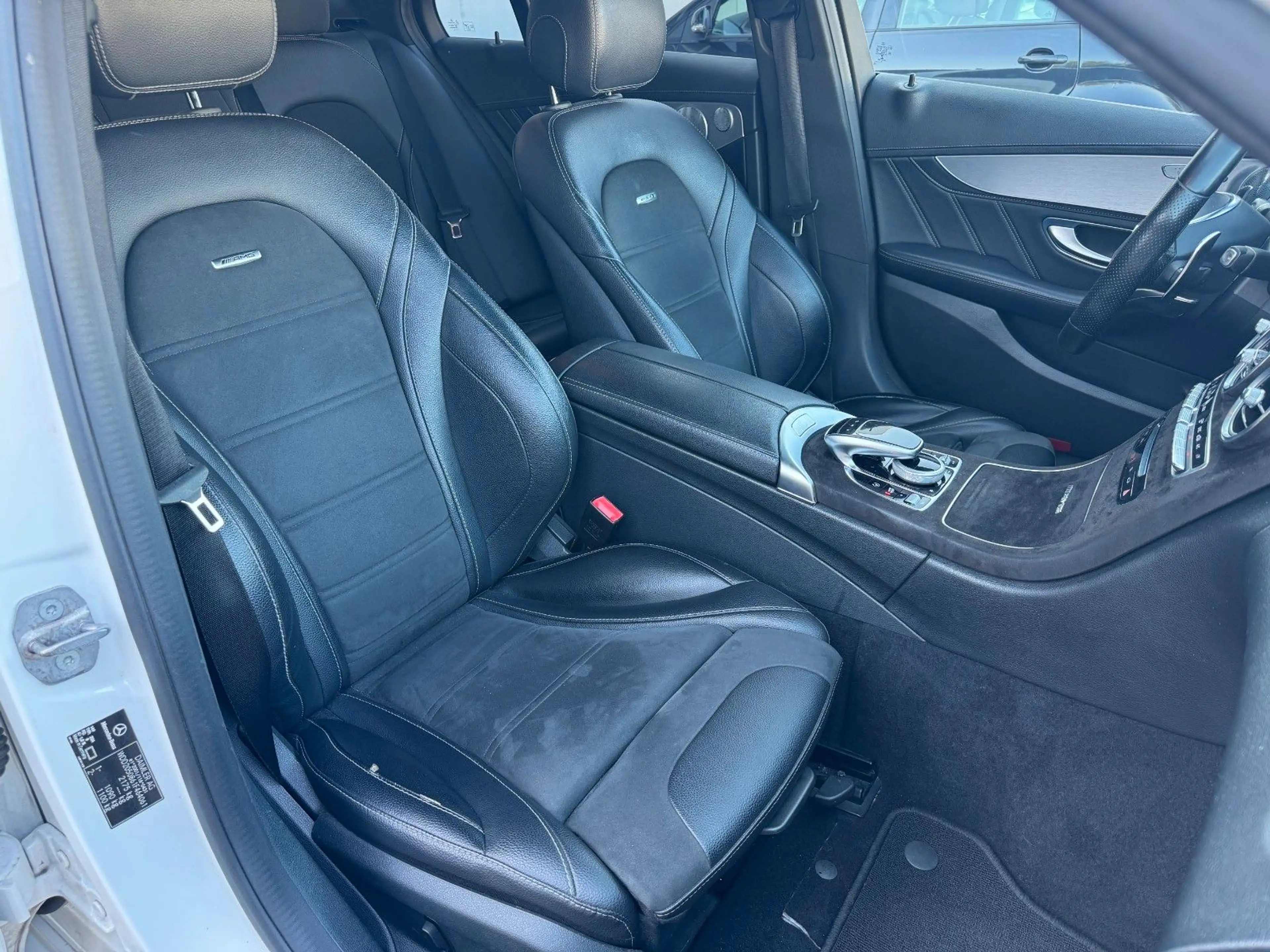 Mercedes-Benz C 63 AMG Mercedes-AMG C 63 — photo 12