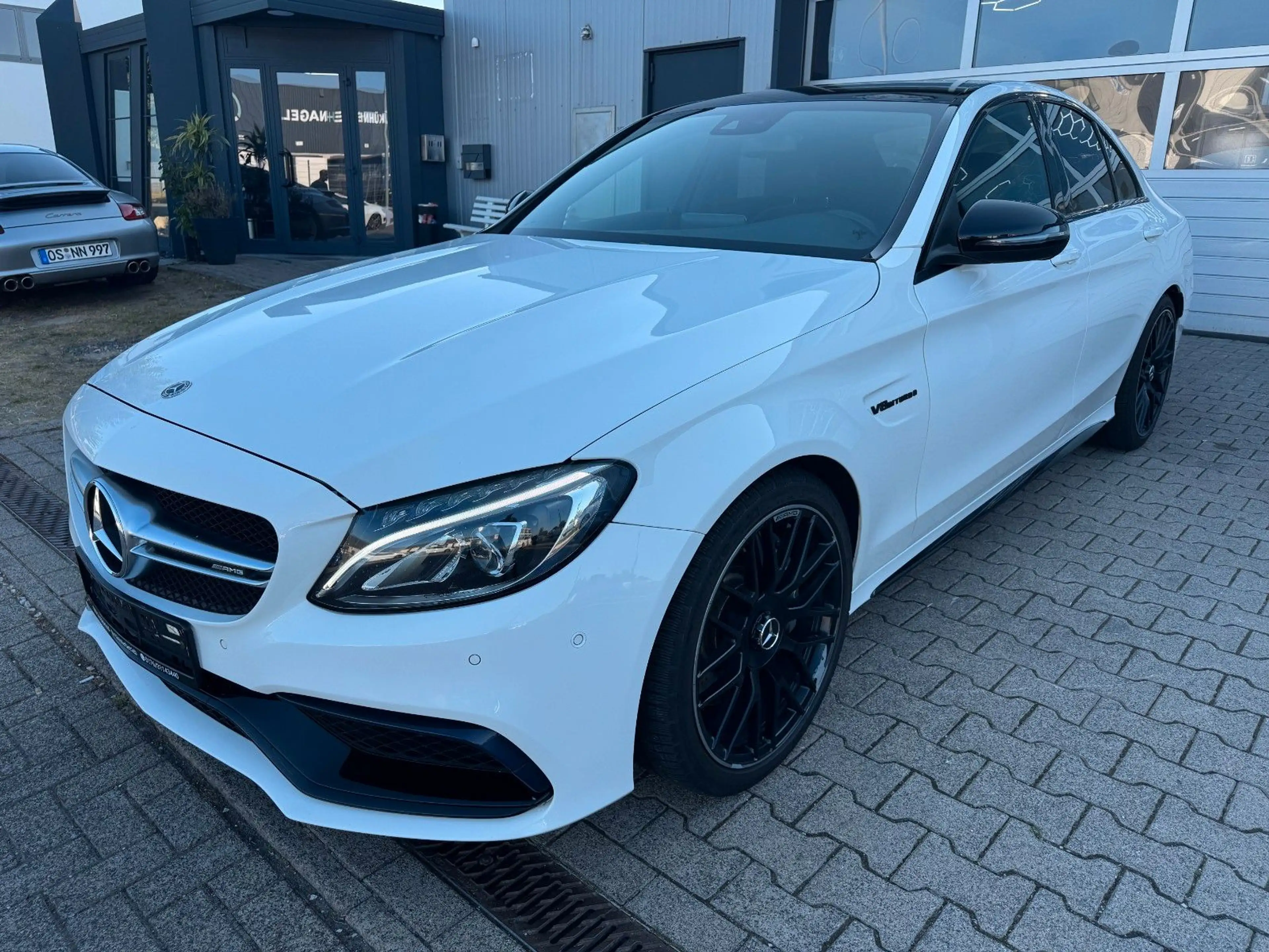 Mercedes-Benz C 63 AMG Mercedes-AMG C 63