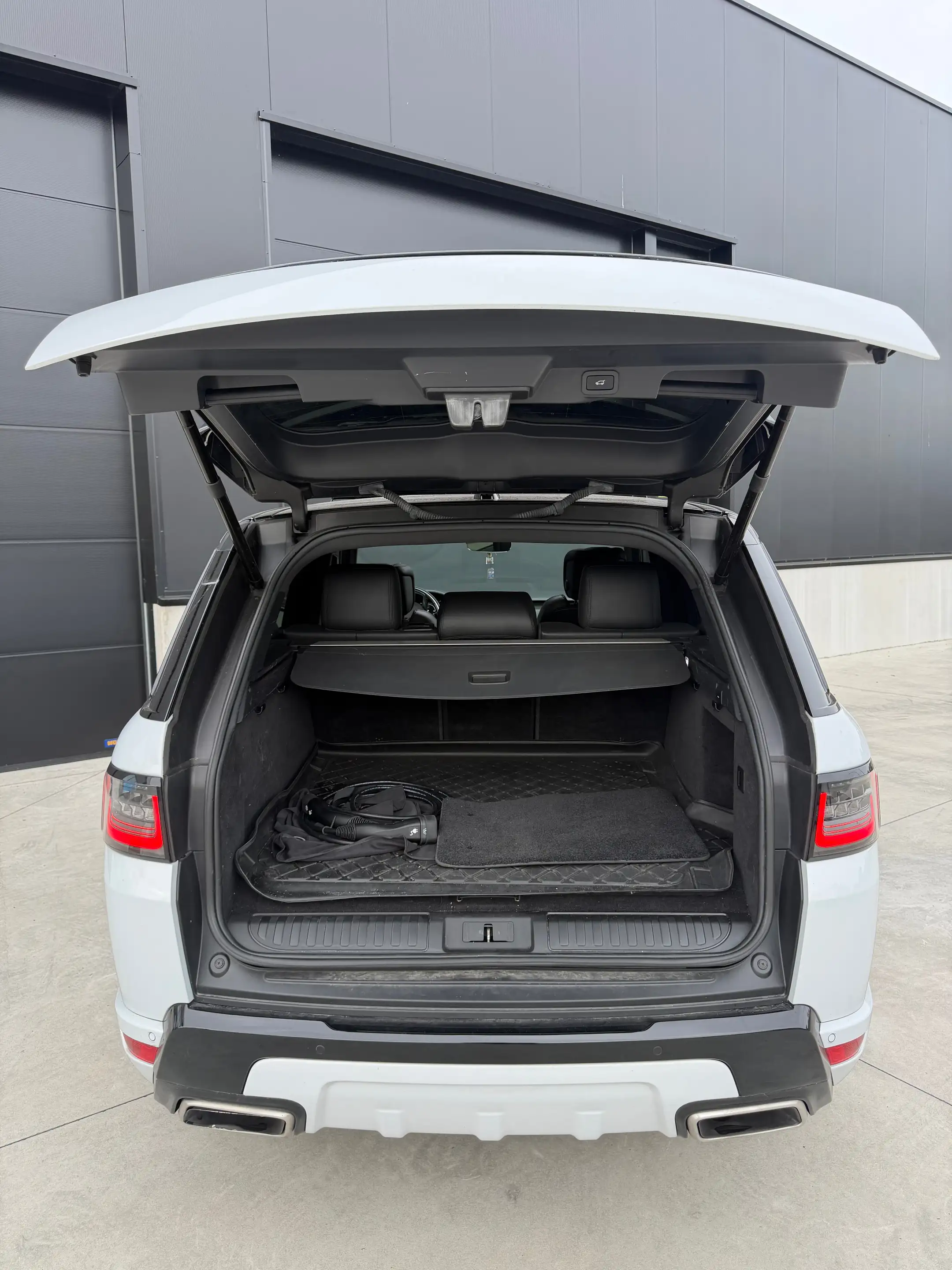 Land Rover Range Rover Sport Range Rover Sport 3.0 P400 MHEV HSE — photo 9