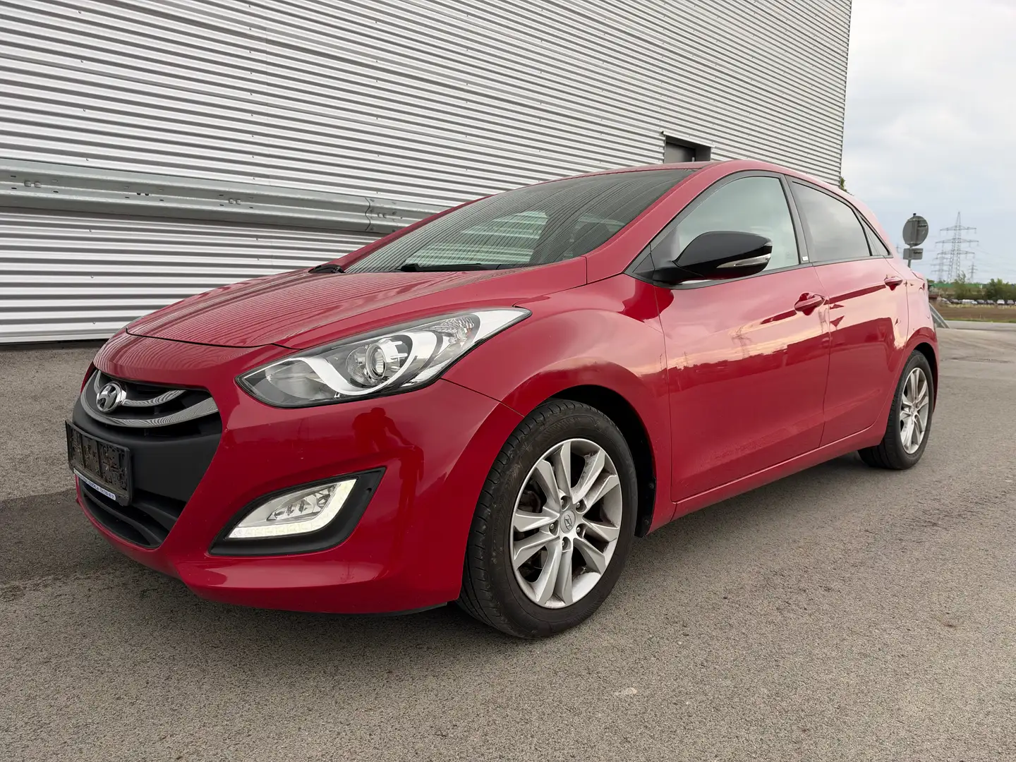 Hyundai i30 1,6 CRDi Go ID:56 Rot - 2