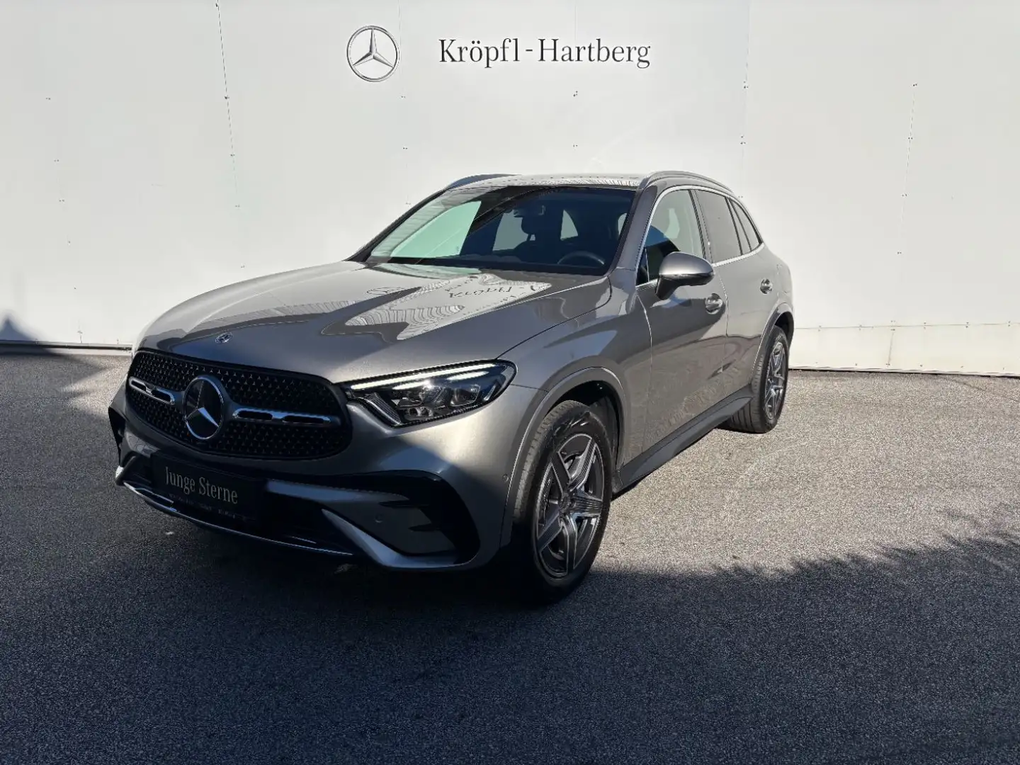 Mercedes-Benz GLC 300 de 4MATIC Hybrid AUT Silber - 2