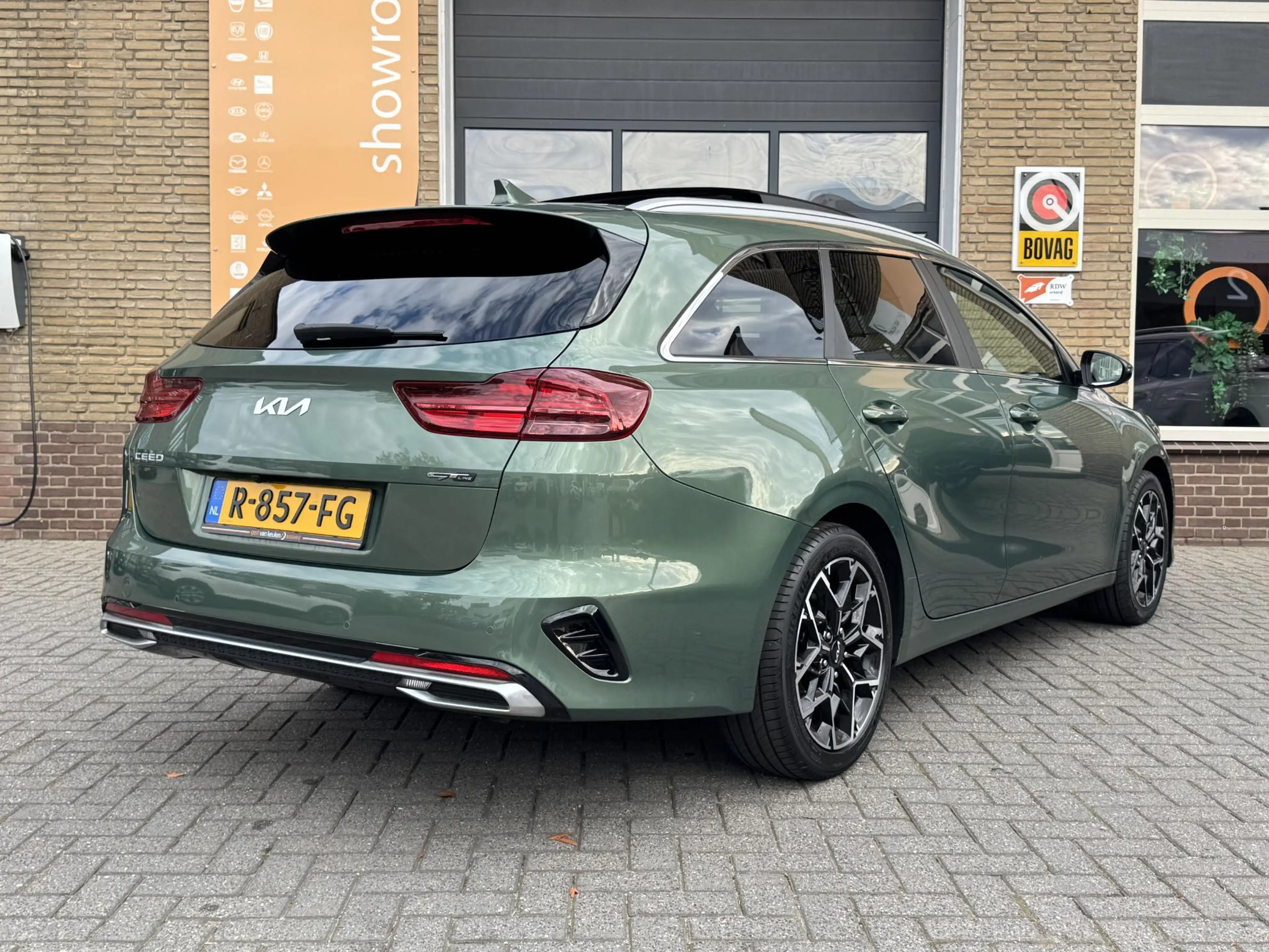 Kia Ceed SW / cee'd SW Sportswagon 1.0 T-GDi GT-LINE PANODAK/HALF LEER/CA — photo 20