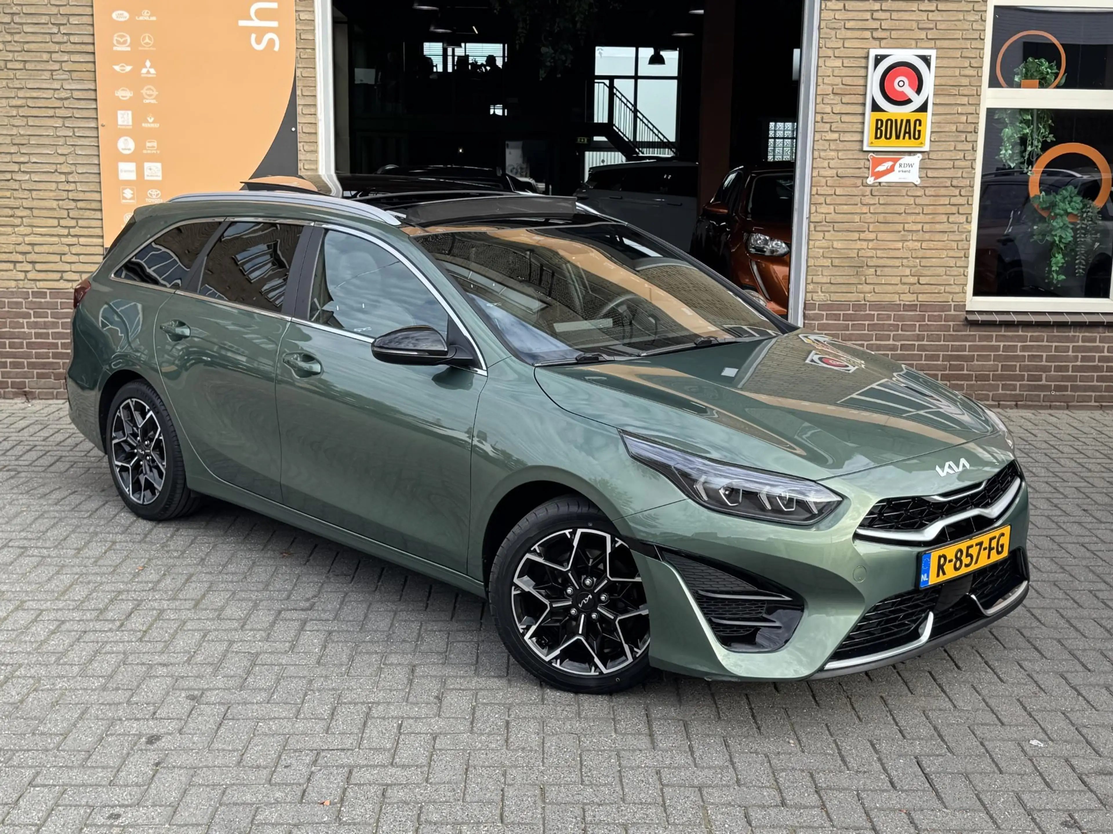 Kia Ceed SW / cee'd SW Sportswagon 1.0 T-GDi GT-LINE PANODAK/HALF LEER/CA — photo 48