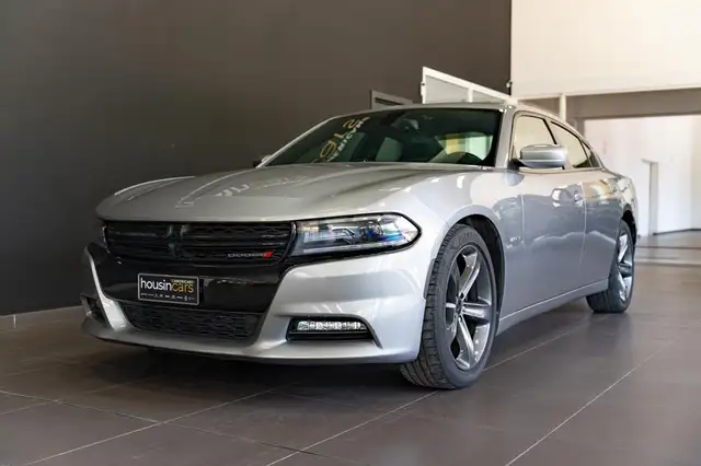 Dodge Charger R/T 5.7 V8
