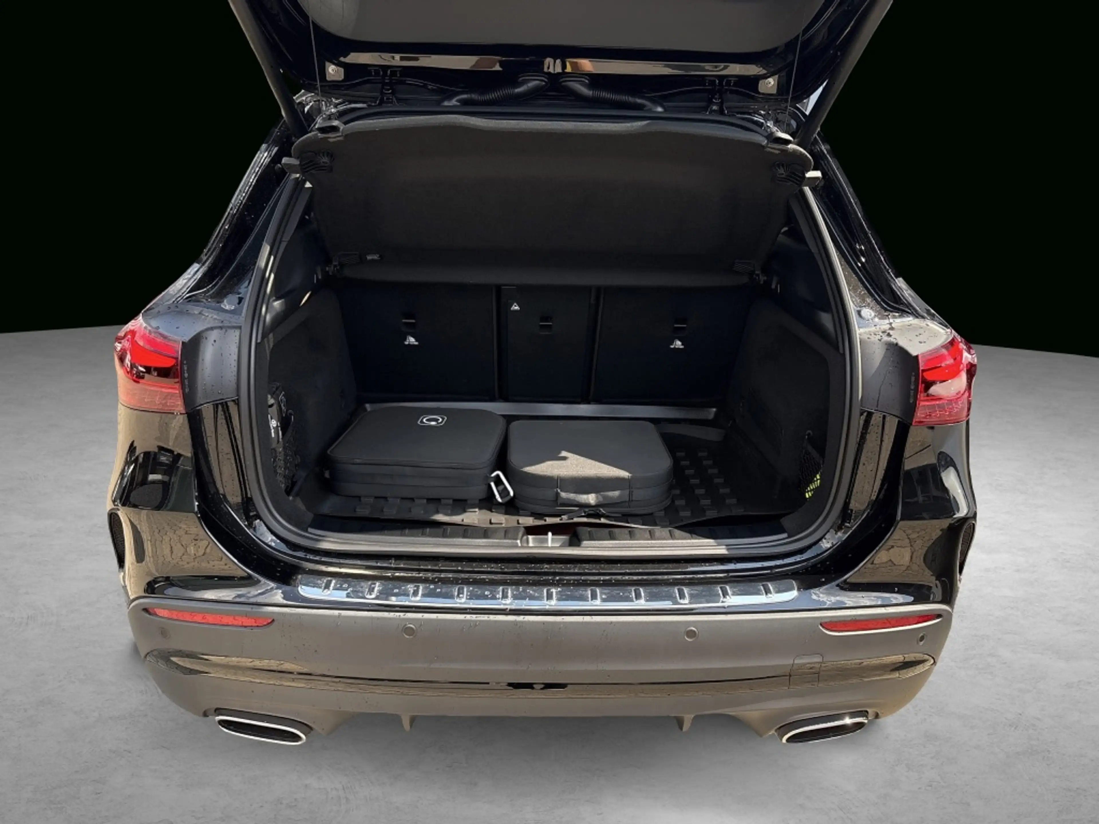 Mercedes-Benz GLA 250 e mit EQ Hybrid Technologie 360 ACC AHK — photo 7