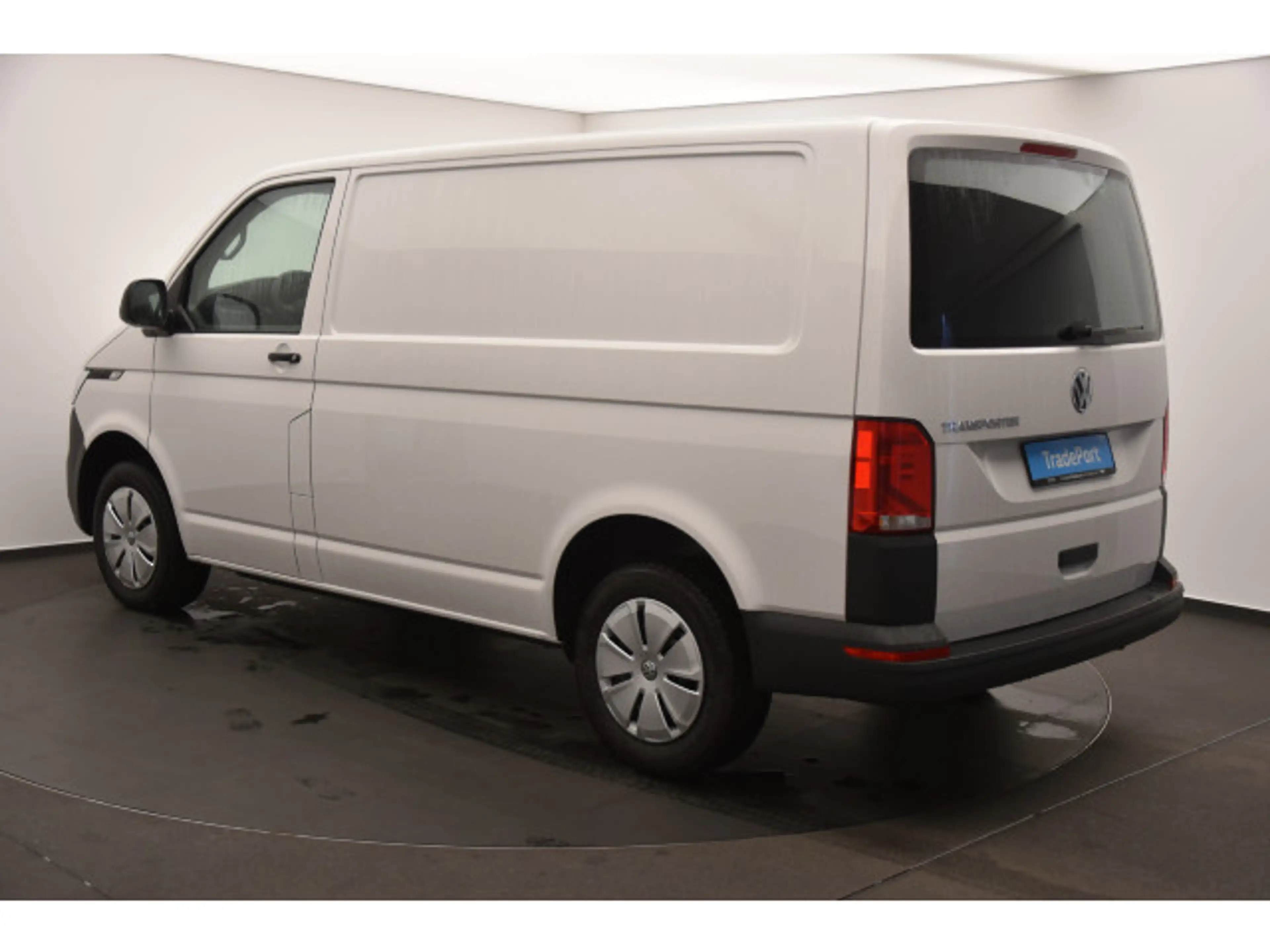 Volkswagen T6.1 Transporter T6.1 Kasten KR 2.0 TDI SCR — photo 15