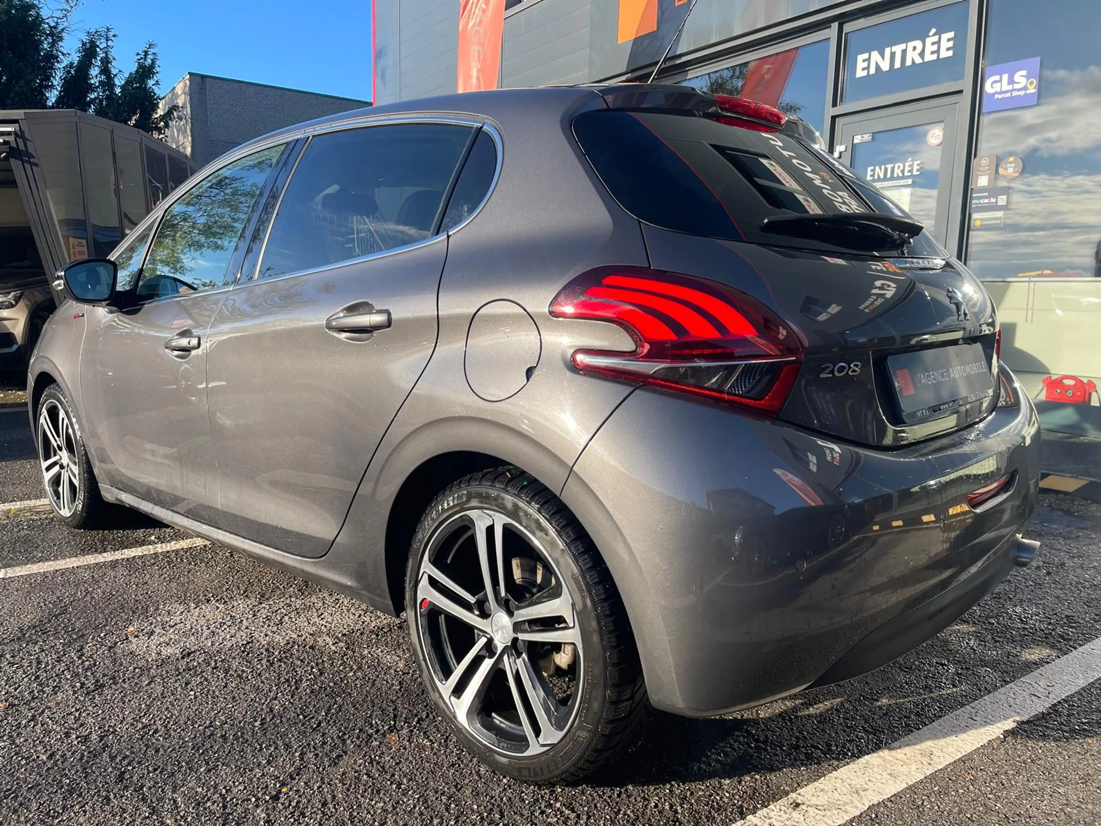Peugeot 208 208 110 CH GT LINE-JUSQU'A 36 MOIS DE GARANTIE — photo 7