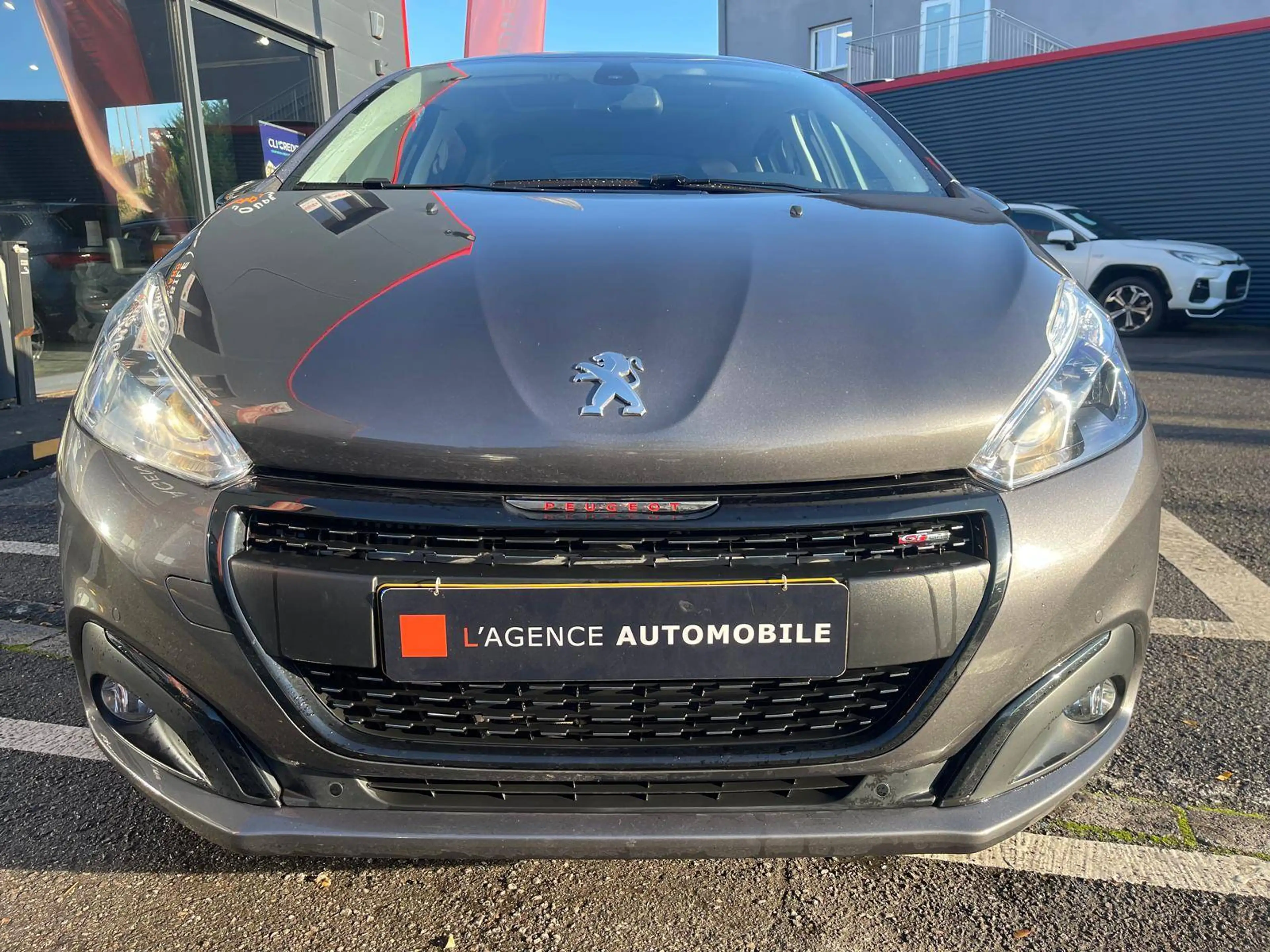 Peugeot 208 208 110 CH GT LINE-JUSQU'A 36 MOIS DE GARANTIE — photo 3