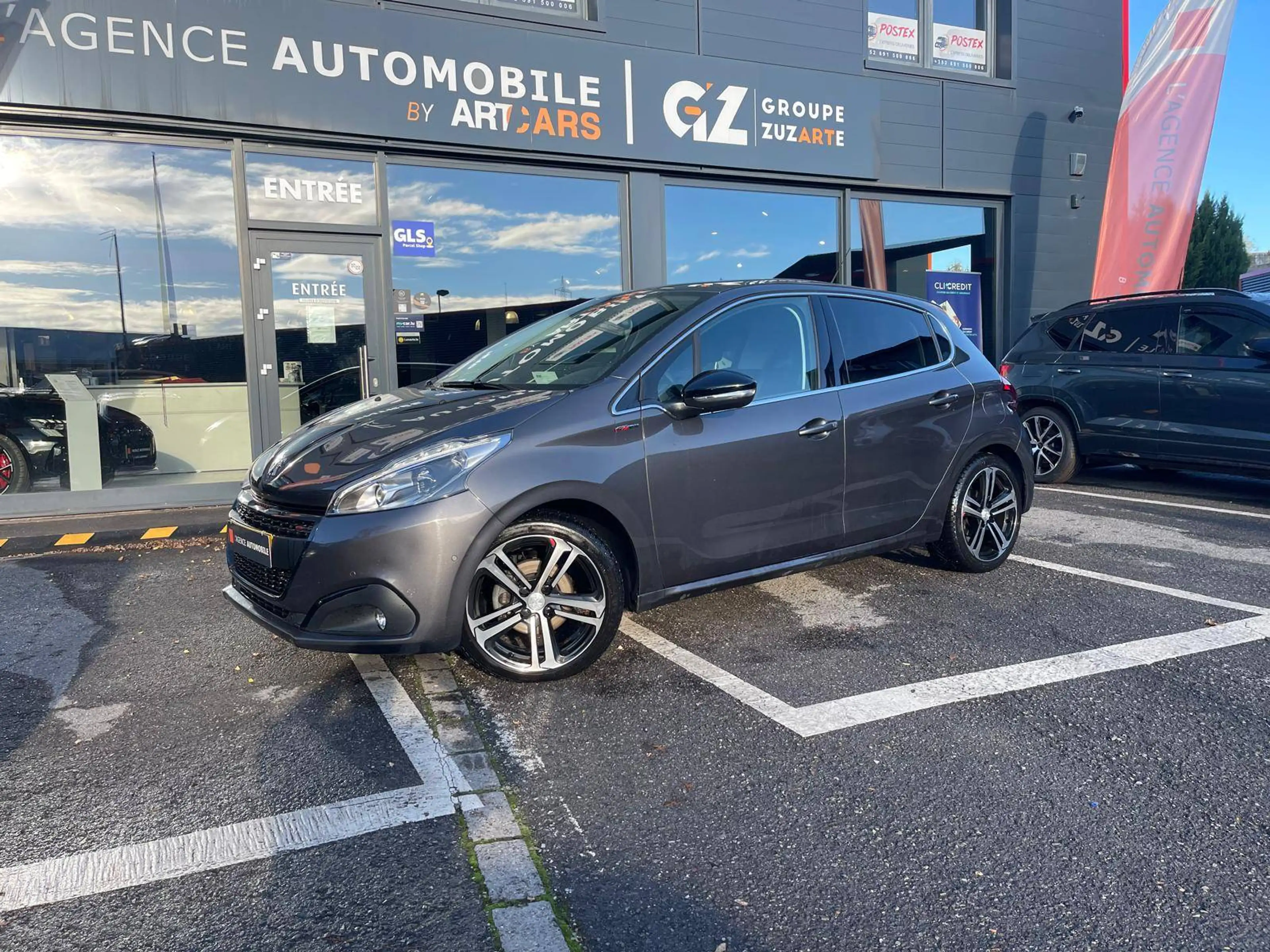 Peugeot 208 208 110 CH GT LINE-JUSQU'A 36 MOIS DE GARANTIE — photo 2