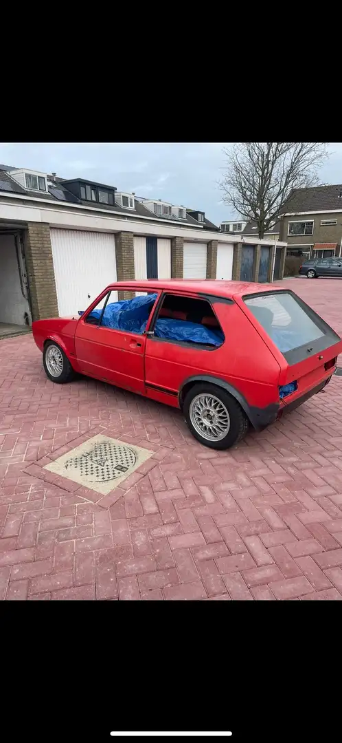 Volkswagen Golf GTI - 1