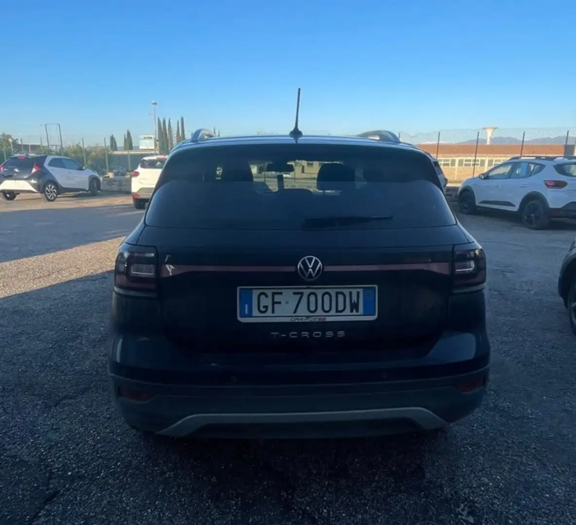 Volkswagen T-Cross 1.0 TSI 110 CV DSG Advanced Zwart - 2