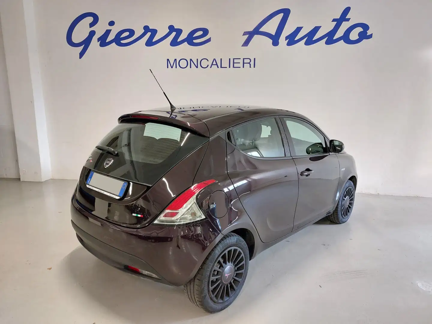 Lancia Ypsilon Ypsilon 1.2 69 CV 5 porte Elefantino Lilla - 2