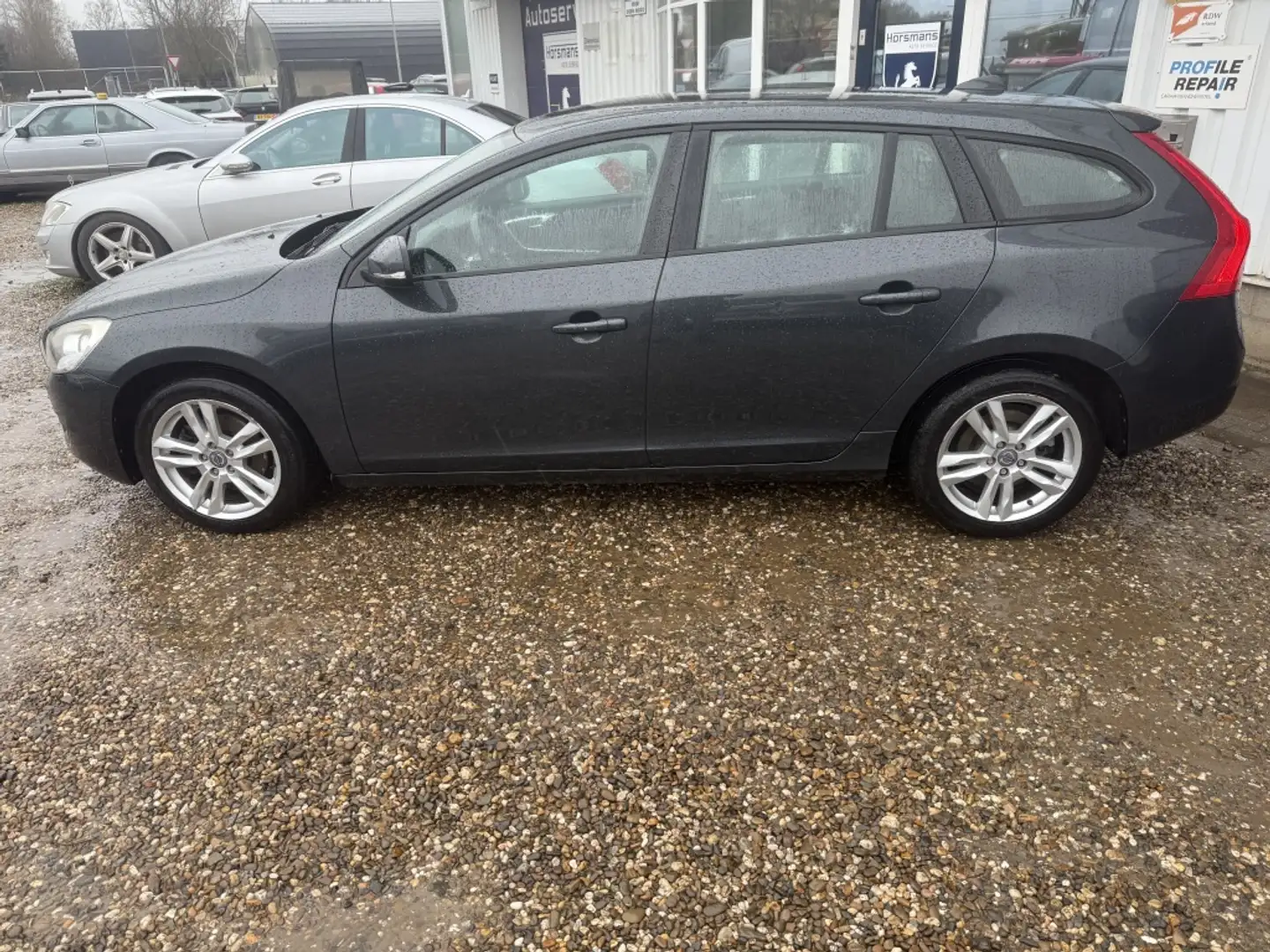 Volvo V60 1.6 T3 Kinetic**2012*ZEER MOOI** Grijs - 2