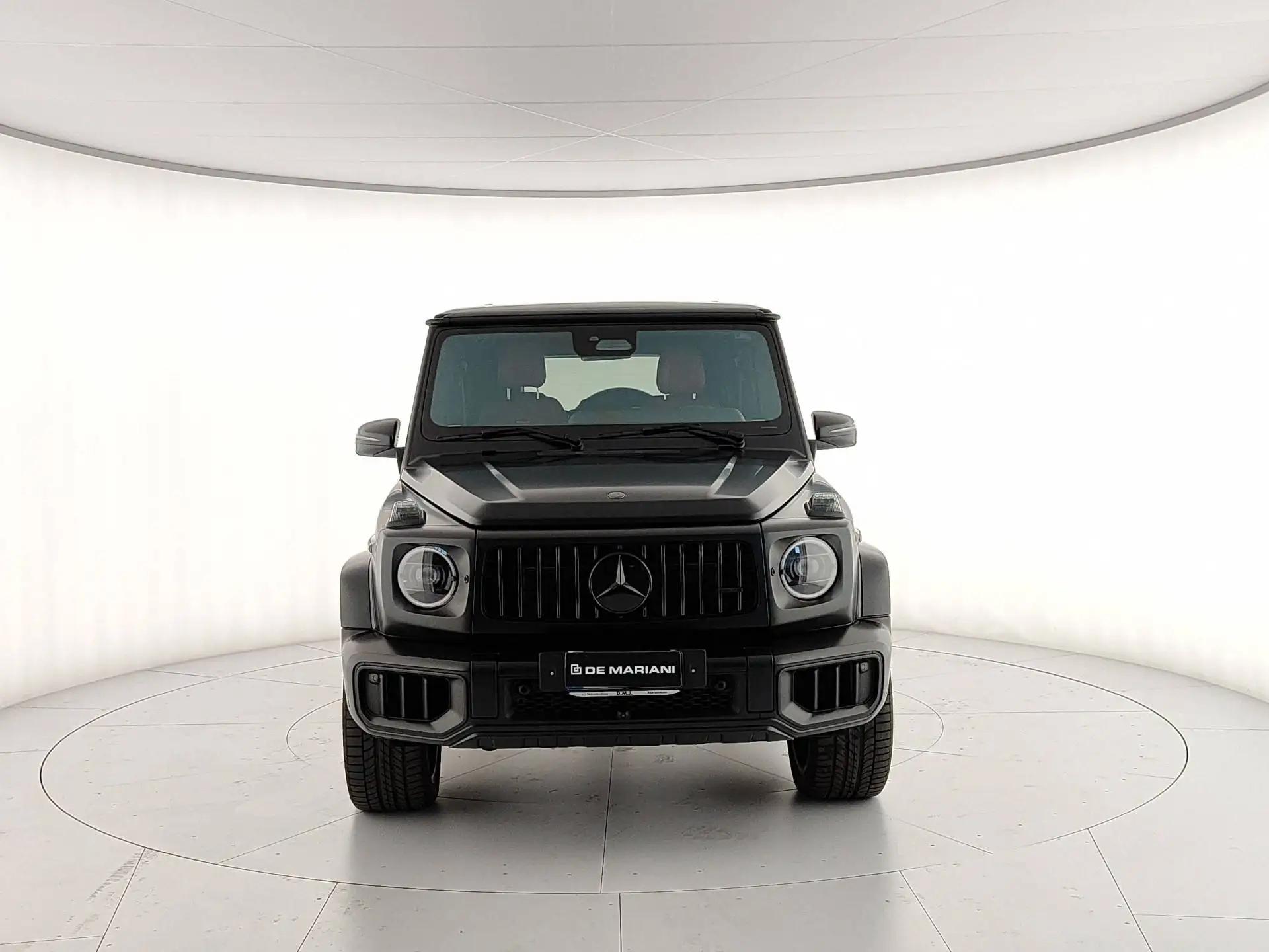 벤츠 G-Class 2026 건메탈 사진 7