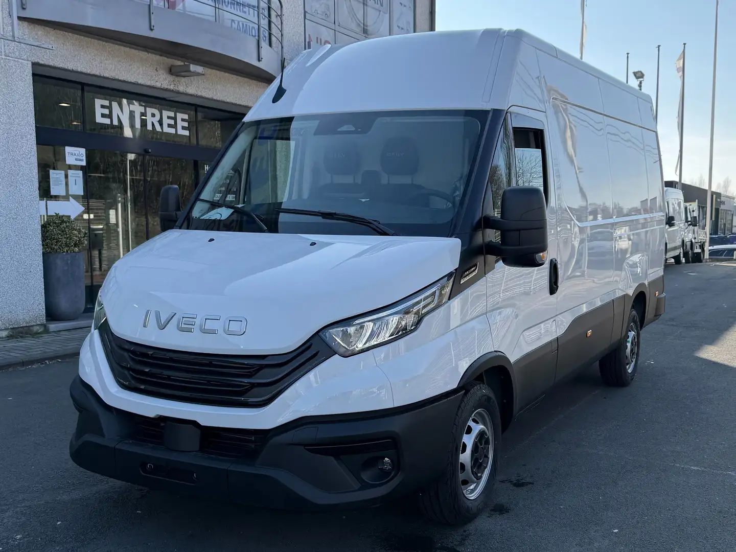 Iveco Daily L3H2 Bílá - 1
