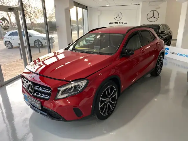 Mercedes-Benz GLA 200 200d Urban