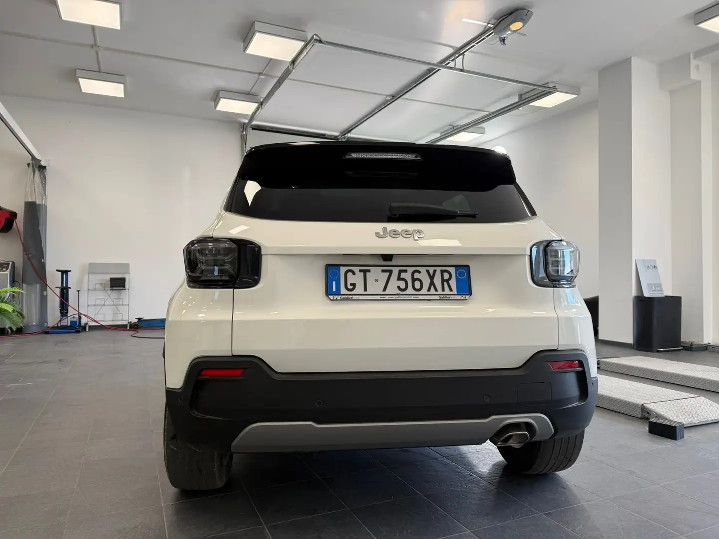 Jeep Avenger 1.2 turbo Summit fwd 100cv Wit - 2