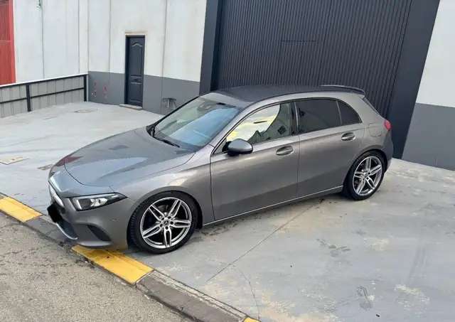 Mercedes-Benz A 200 200d 8G-DCT