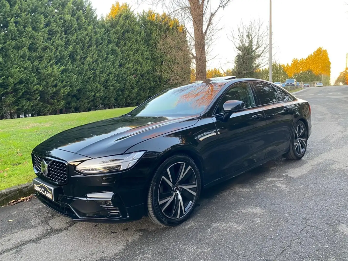 Volvo S90 D5 R-Design AWD Aut. Negro - 2