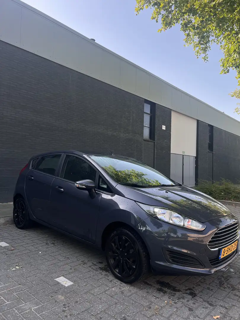Ford Fiesta 1.0 Champion Grijs - 1