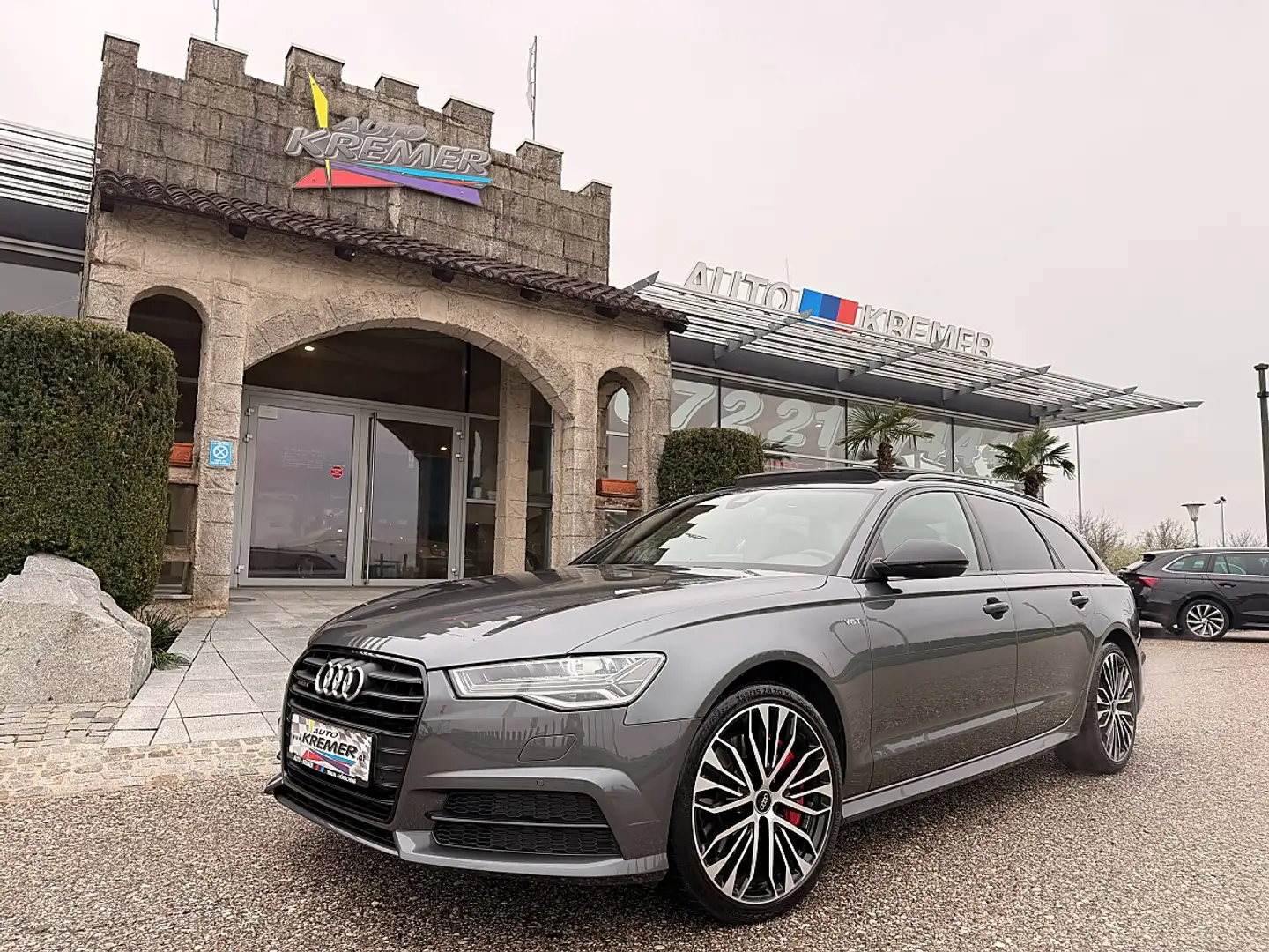 Audi A6 Avant 3,0 TDI Competition Quattro tiptronic/3xS... Grau - 1