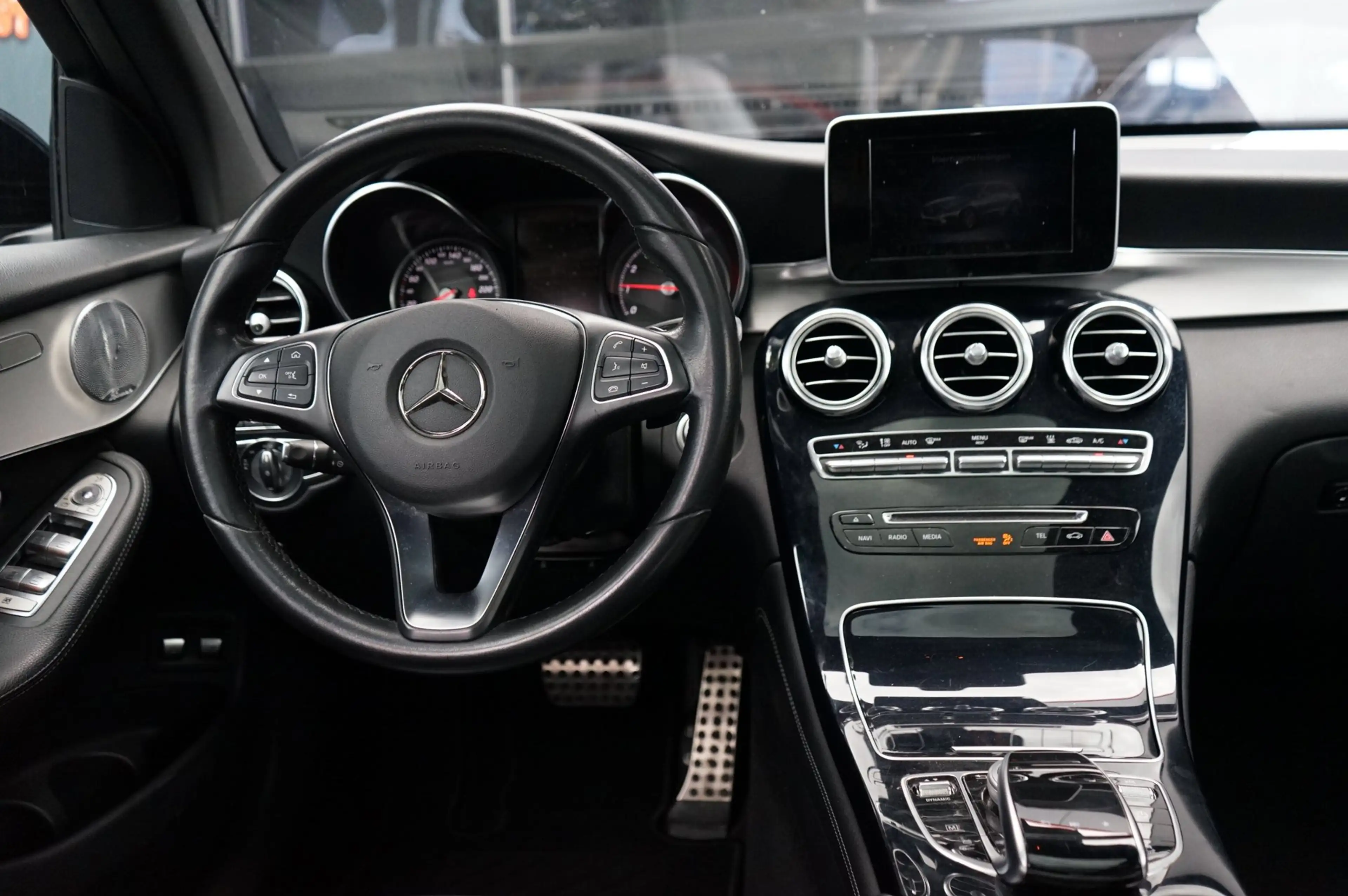 Mercedes-Benz GLC 350 350e 4MATIC Prestige, Leder, 360 Camera, Panodak, — photo 18