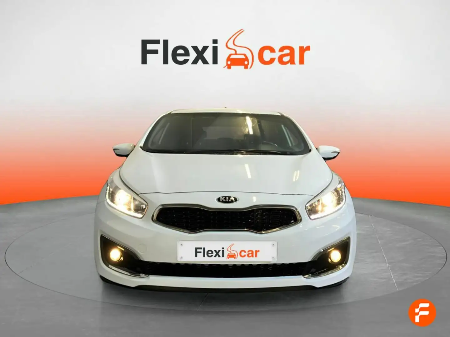 Kia 1.6 CRDi VGT 136CV Drive Blanco - 2