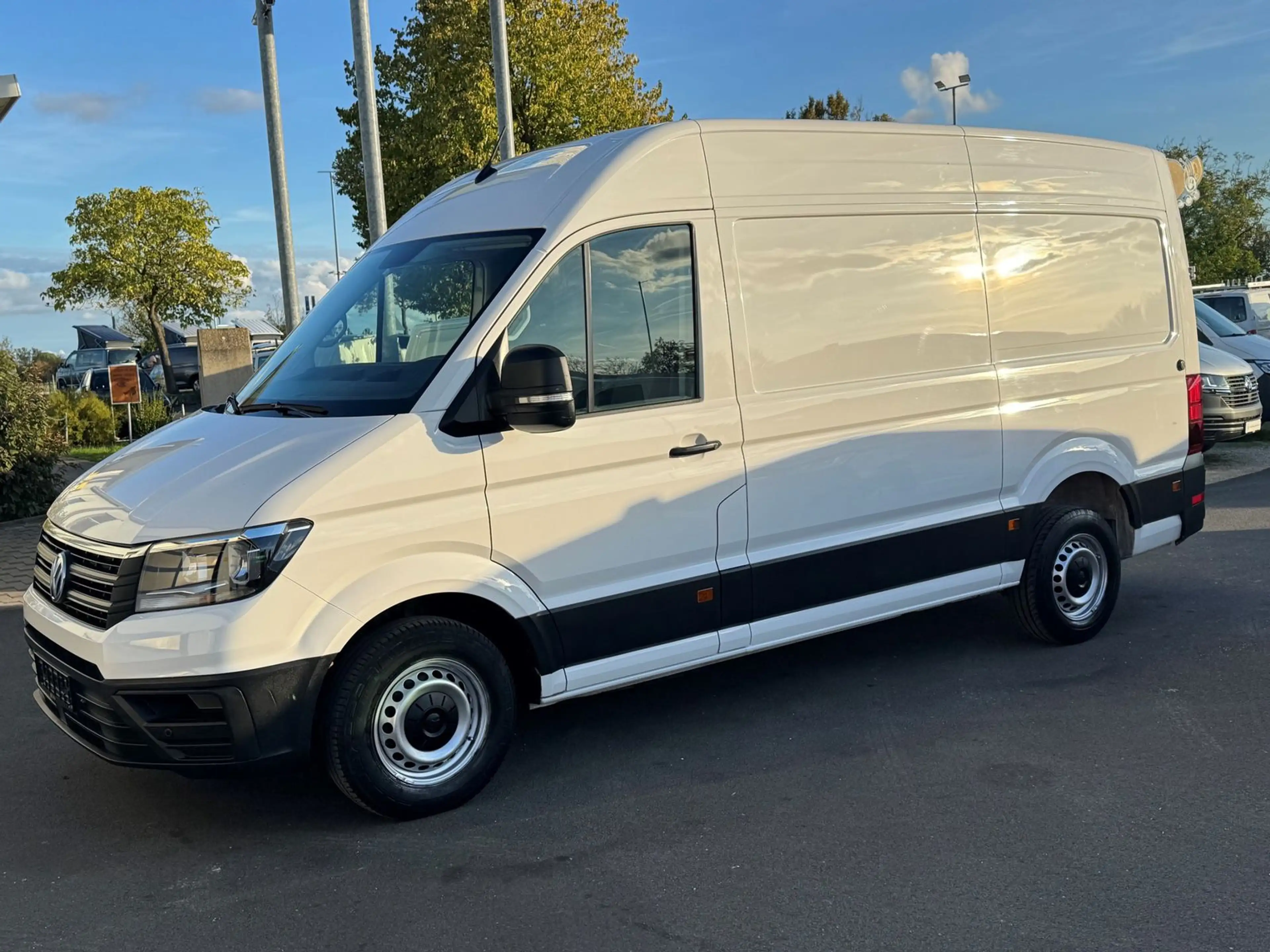Volkswagen Crafter Kasten 35 MR L2H2 Klima*Tempo*Kamera*MFL — photo 3