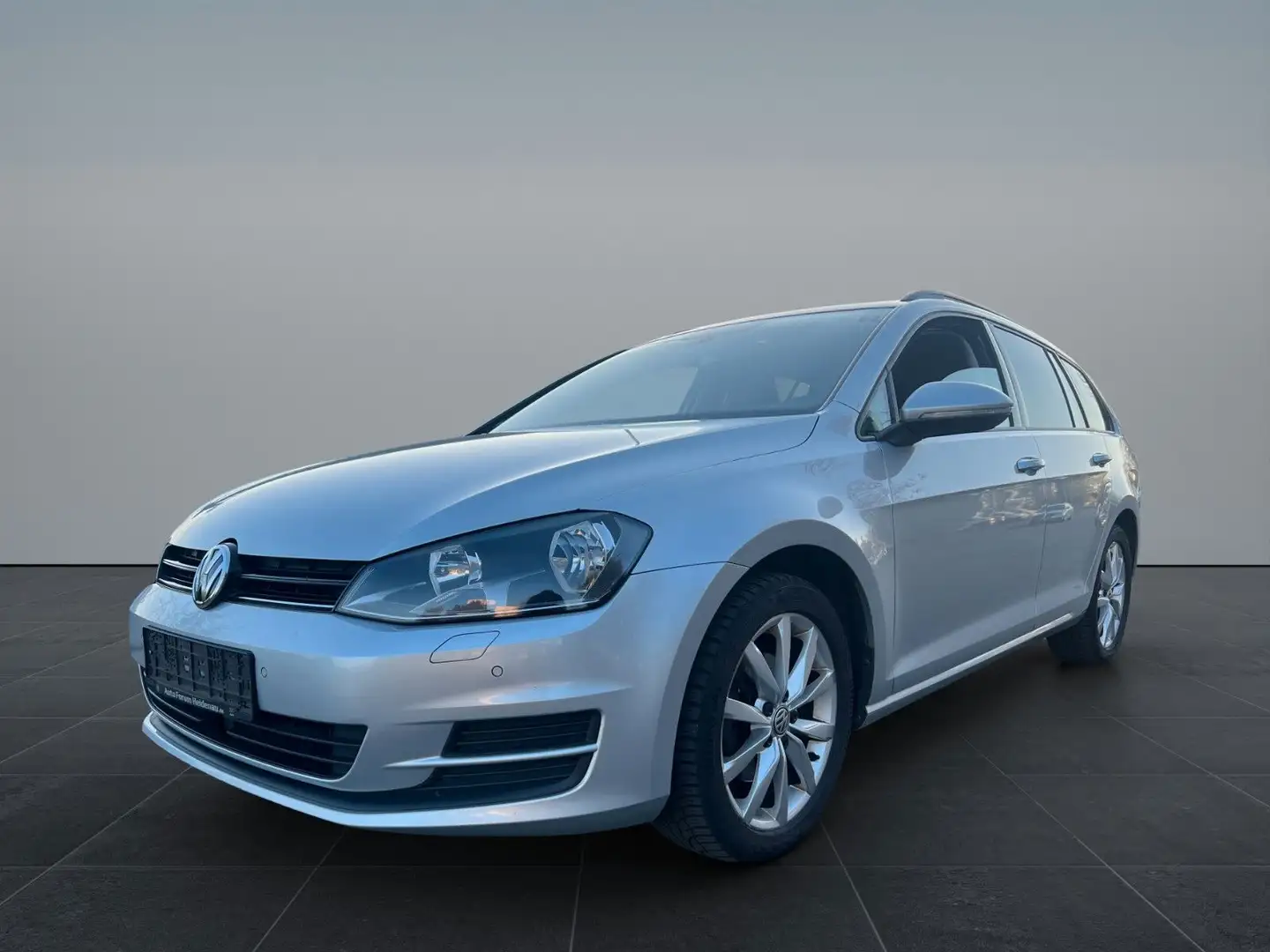 Volkswagen Golf 7 VII 2.0 TDI *DSG*Sitzheizung*Scheckheft* Silber - 1