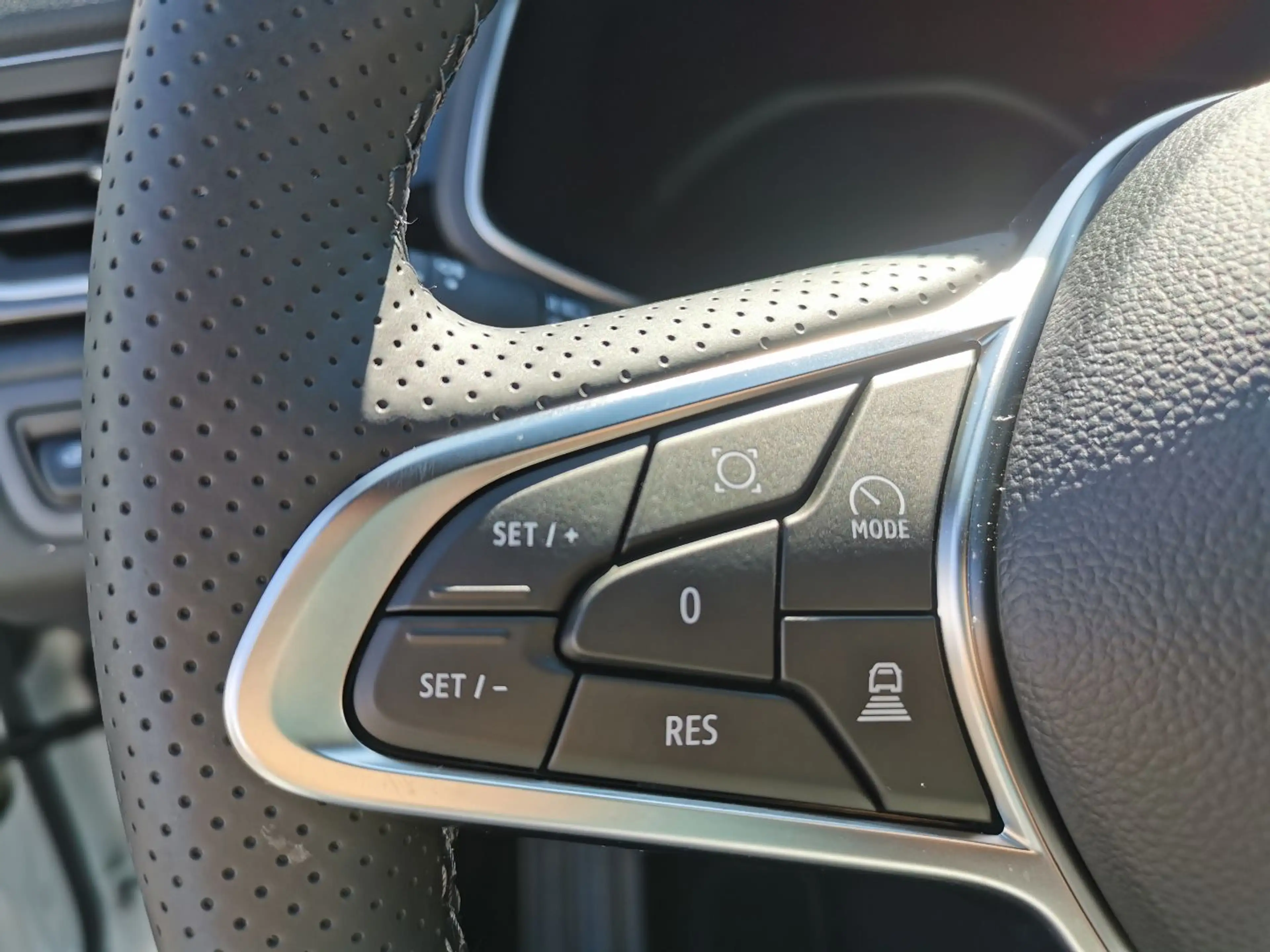 Mitsubishi ASX EDITION 1.8 Hybrid - 8 Jahre Garantiepaket — photo 13