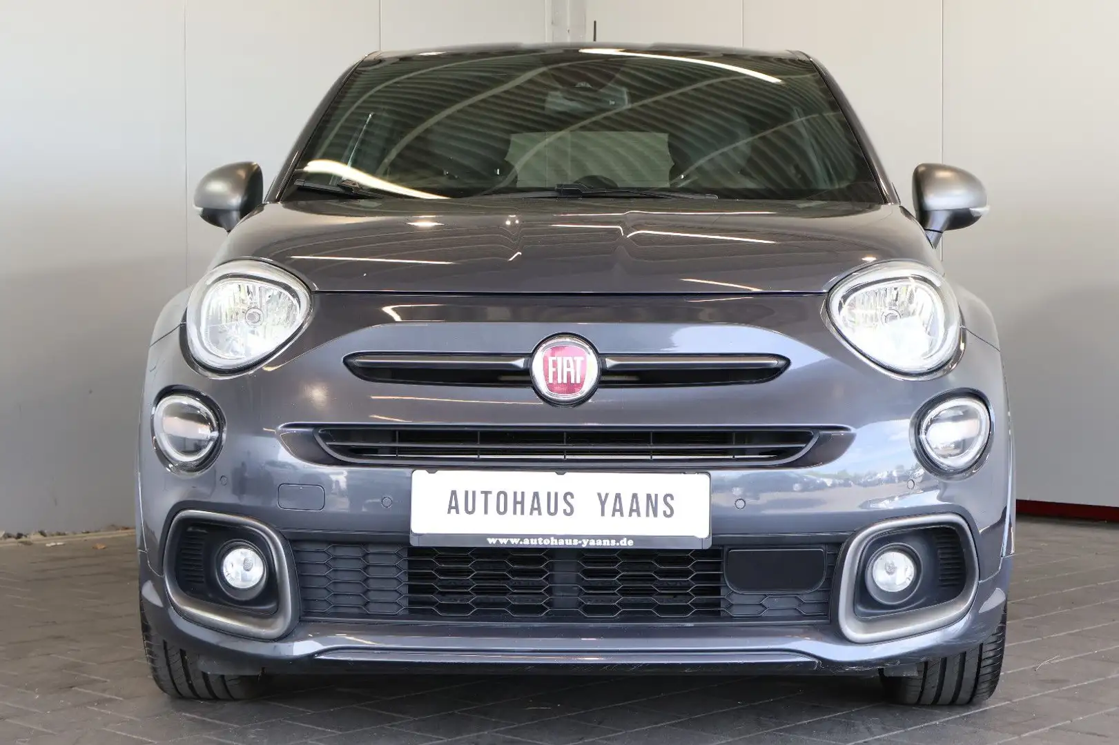 Fiat 500X Sport NAVI+BT+LANE+KEY+KAM+18" Grau - 2