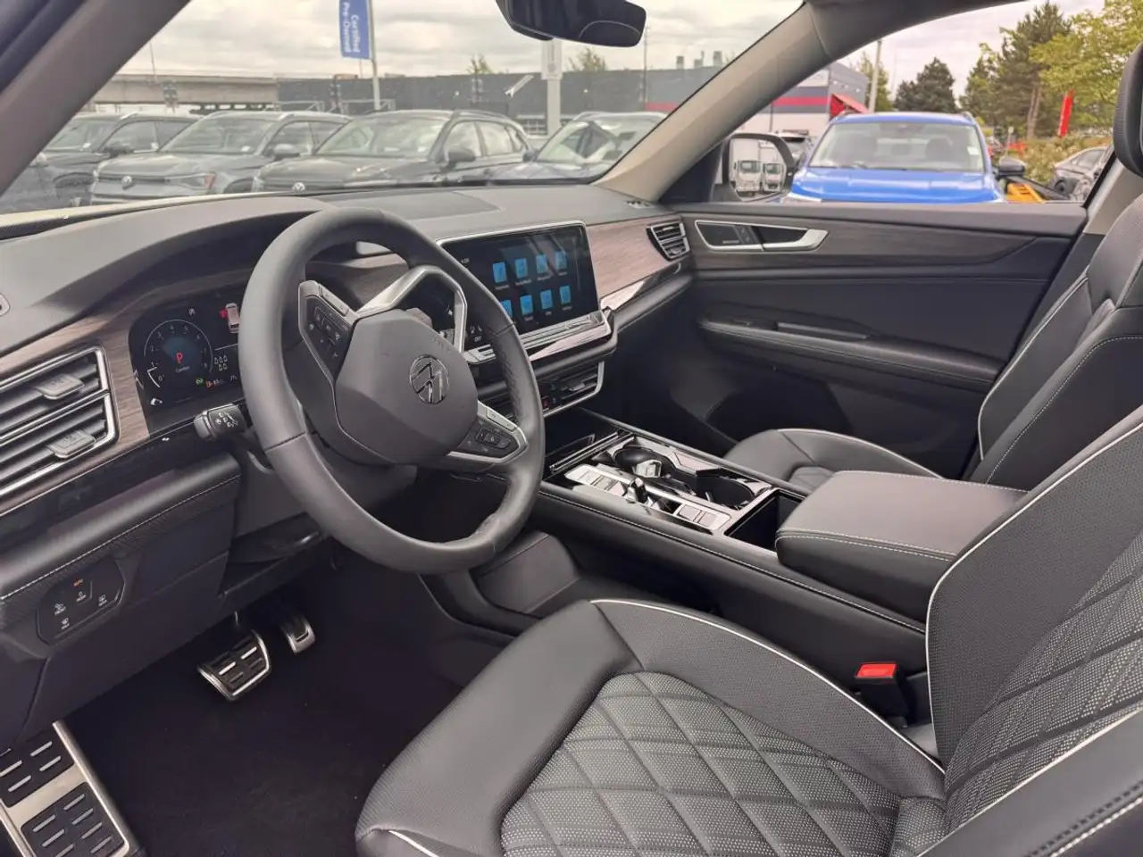 Volkswagen Atlas снимка Volkswagen Atlas